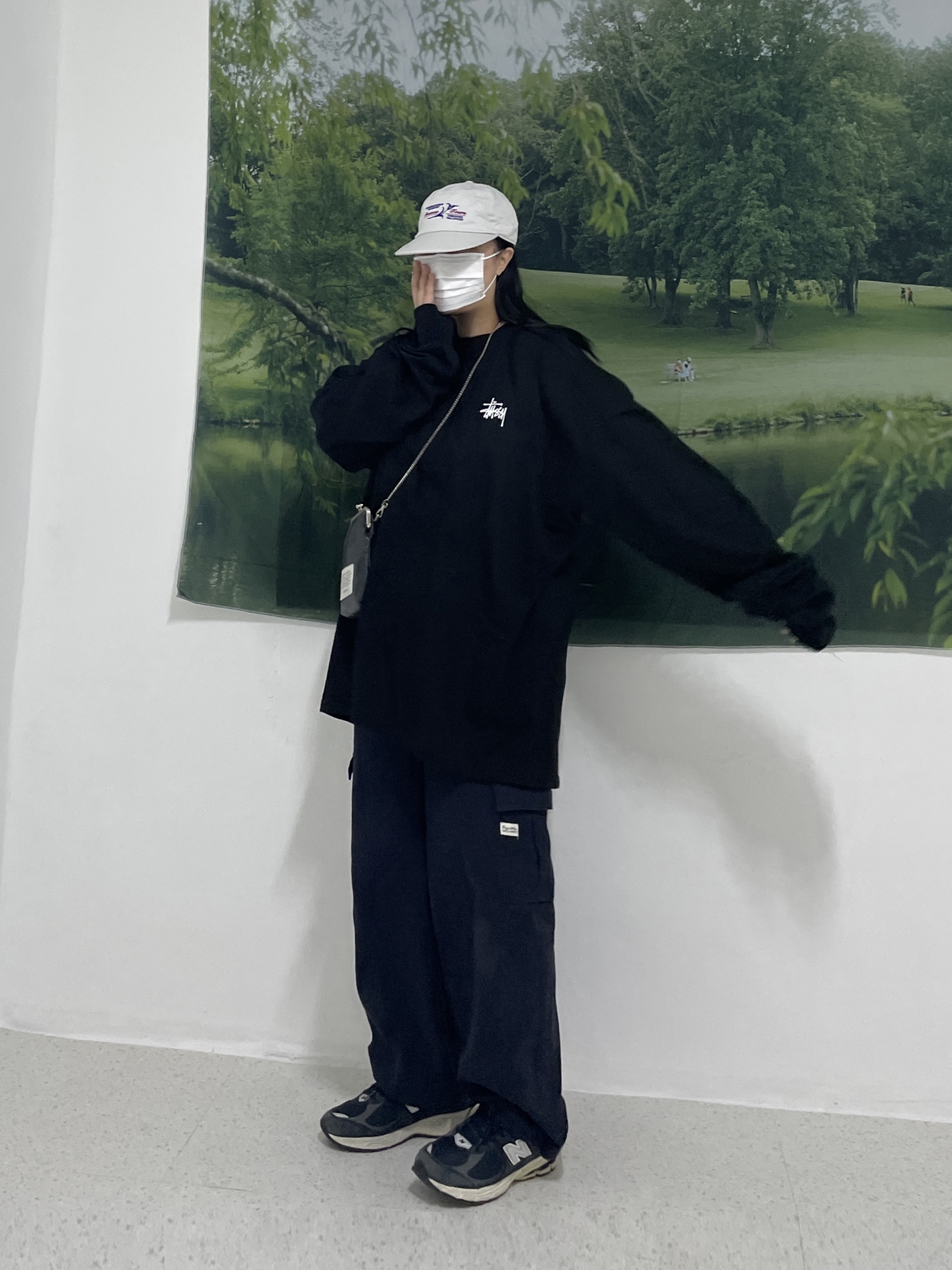 Stussy Basic Stussy LS T-Shirt Black 2023, New Balance 2002R Eclipse Castlerock 착용 스타일 - 1