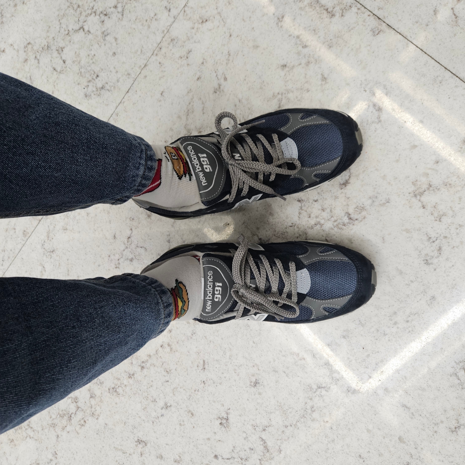 New Balance 991 Made in UK Navy 착용 스타일 - 4