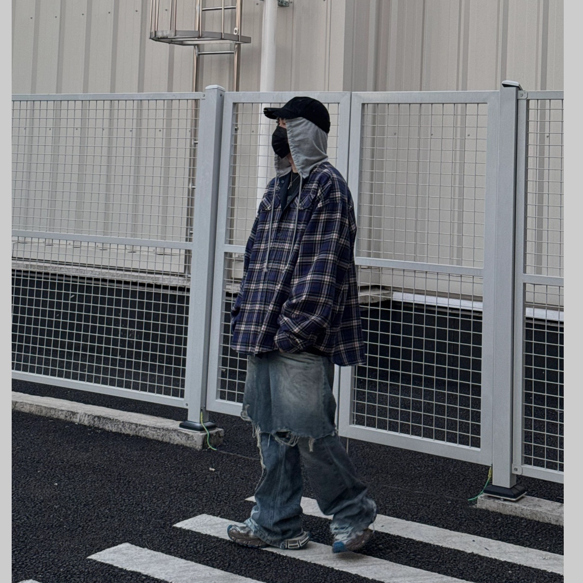 Project G/R Flare Jeans Blue 착용 스타일
