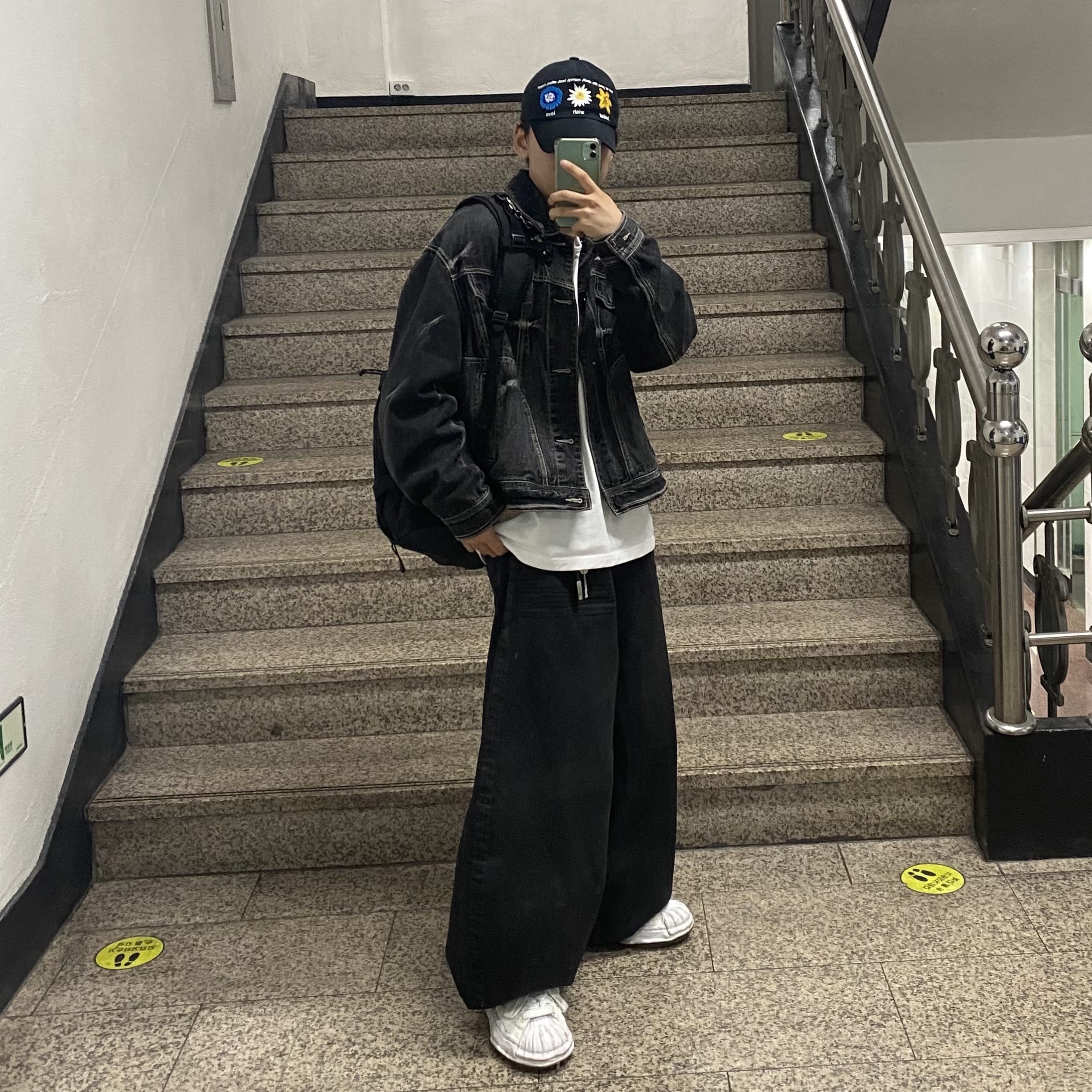 Sentiments No.421 Key Ring Silver, Maison Mihara Yasuhiro Blakey OG Sole Canvas Low-top Sneakers White 착용 스타일