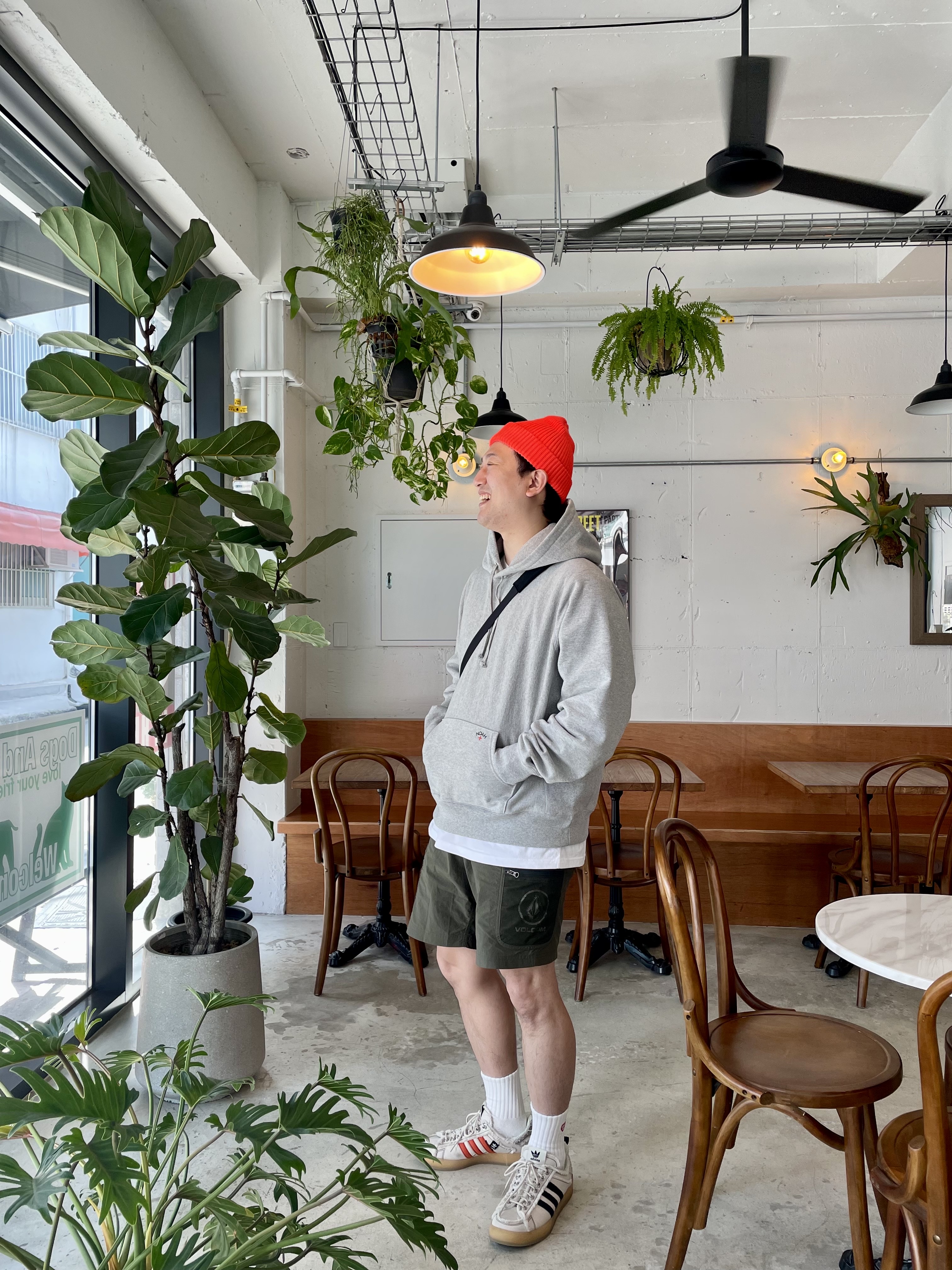 Adidas x Song for the Mute Campus 80s Bliss Core Black, Porter Senses Shoulder Pack Black 착용 스타일 - 2