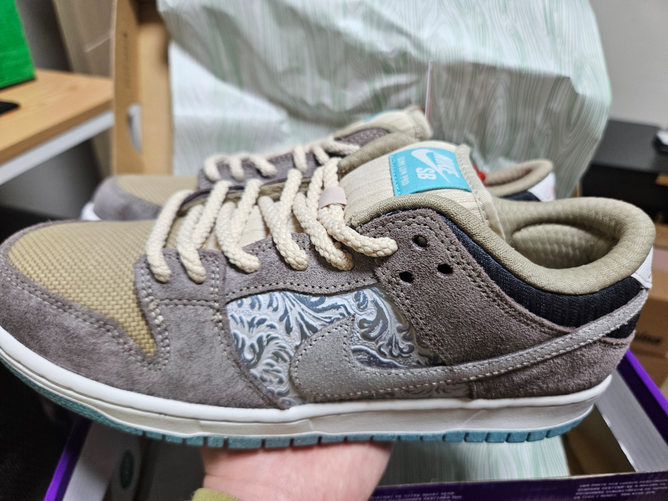 Nike SB Dunk Low Pro Big Money Saving 착용 스타일