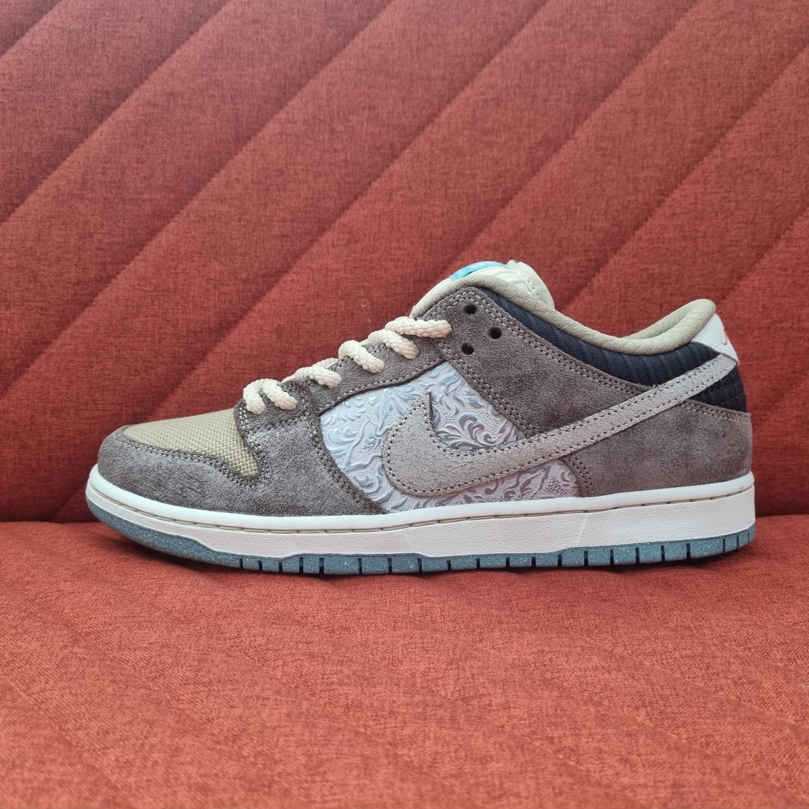 Nike SB Dunk Low Pro Big Money Saving 착용 스타일 - 4