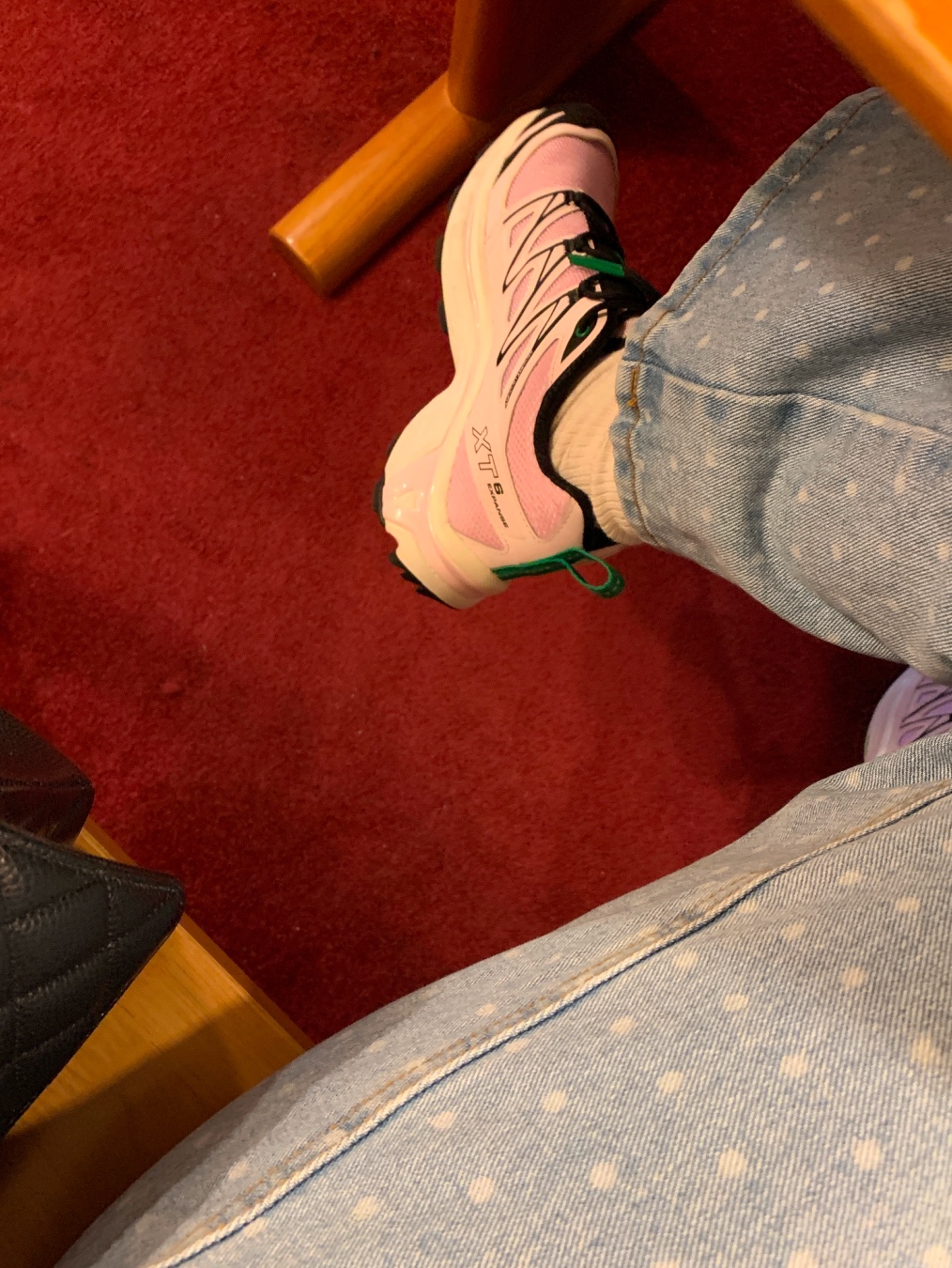 Salomon x Sandy Liang XT-6 Expanse Cradle Pink 착용 스타일 - 5