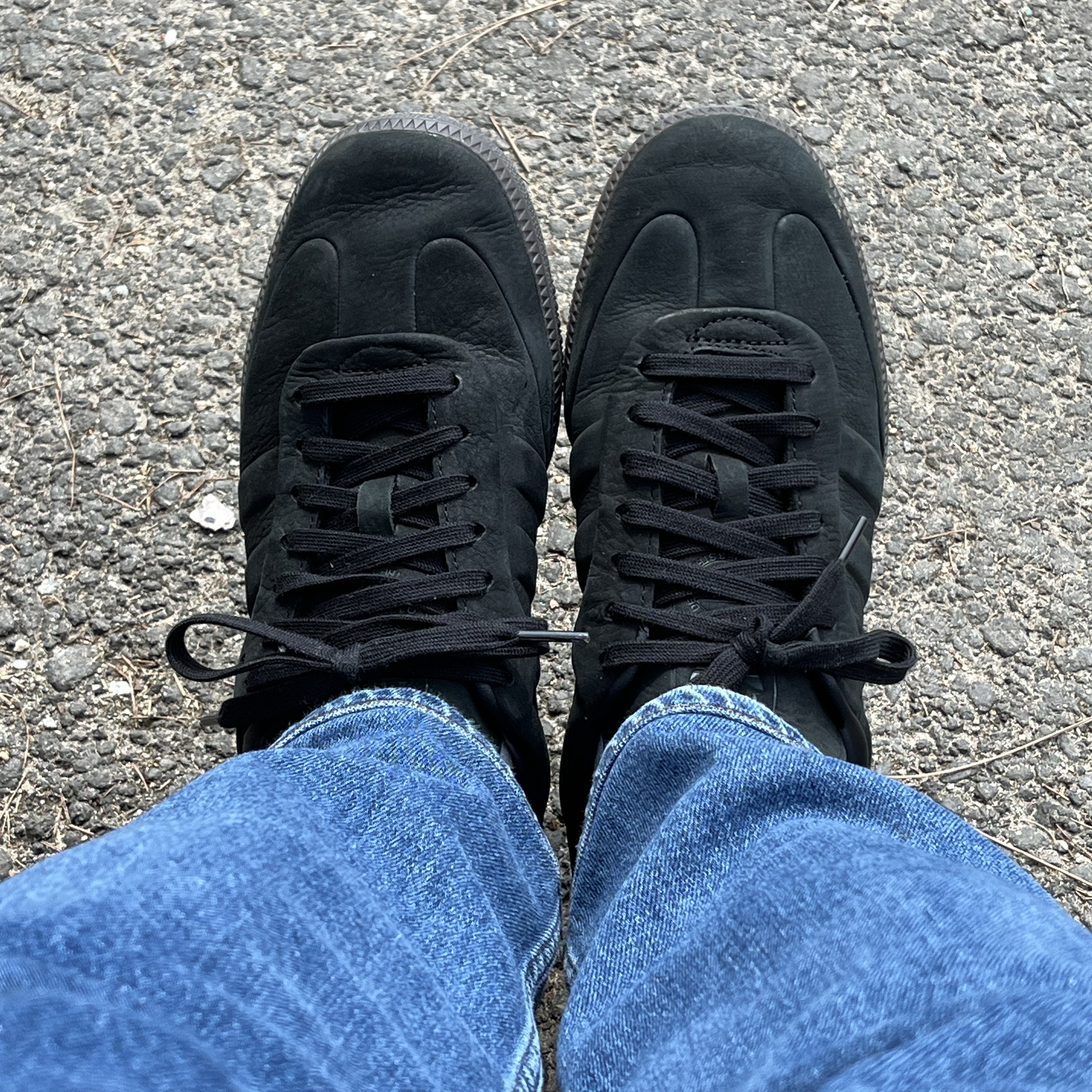 Adidas Samba OG Core Black Gum 착용 스타일