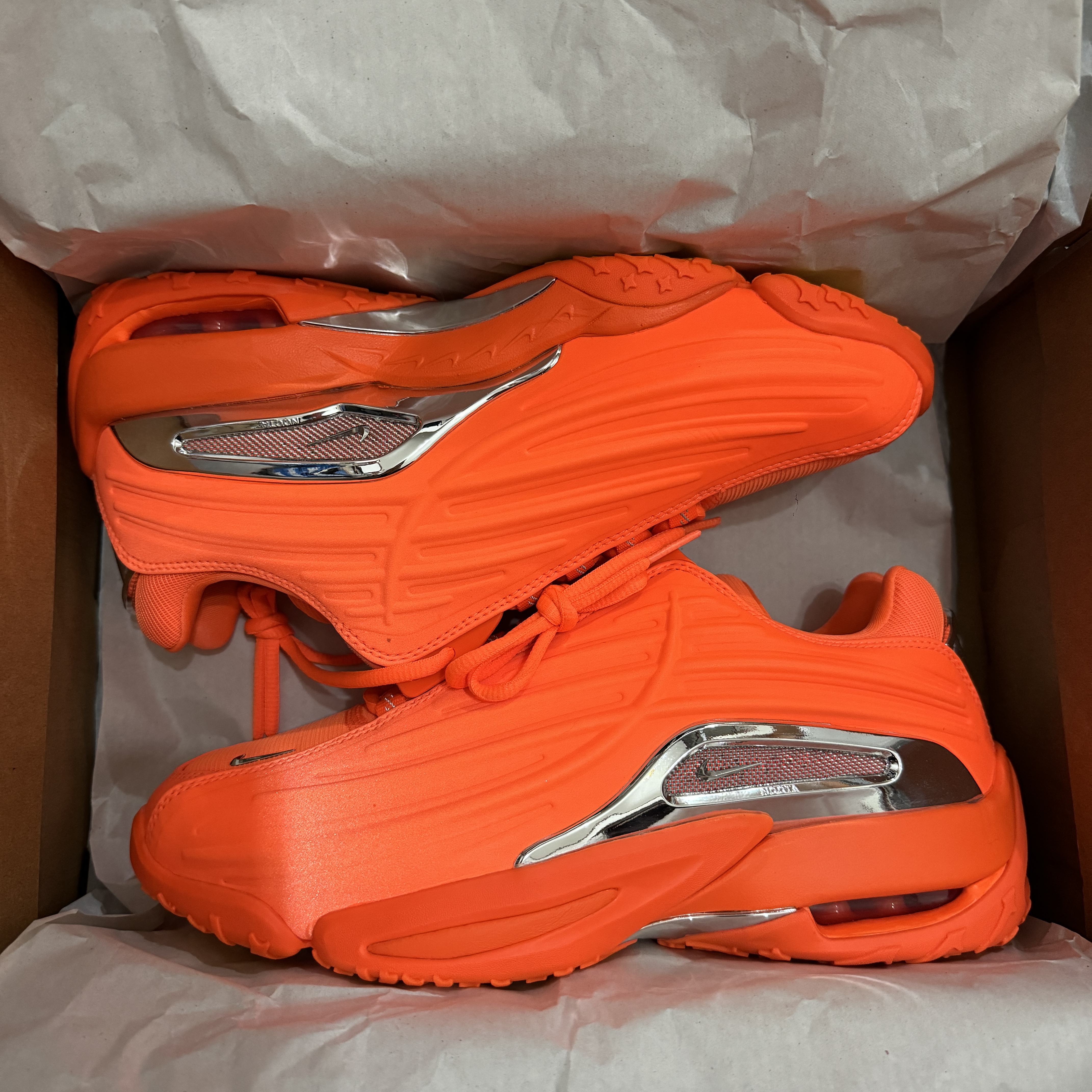 Nike x Drake Nocta Hot Step 2 Total Orange 착용 스타일 - 3