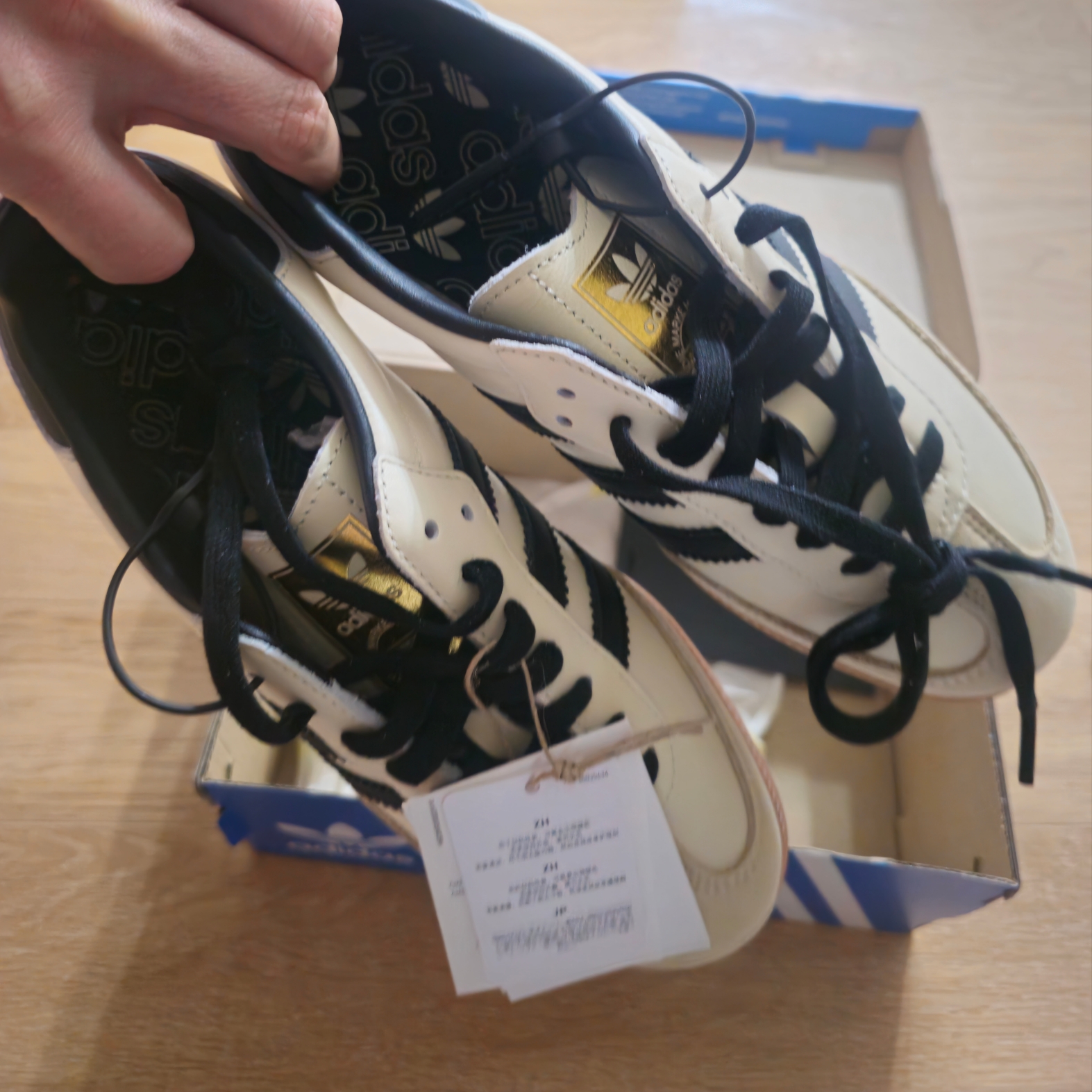 (W) Adidas Samba OG Cream White Core Black 착용 스타일