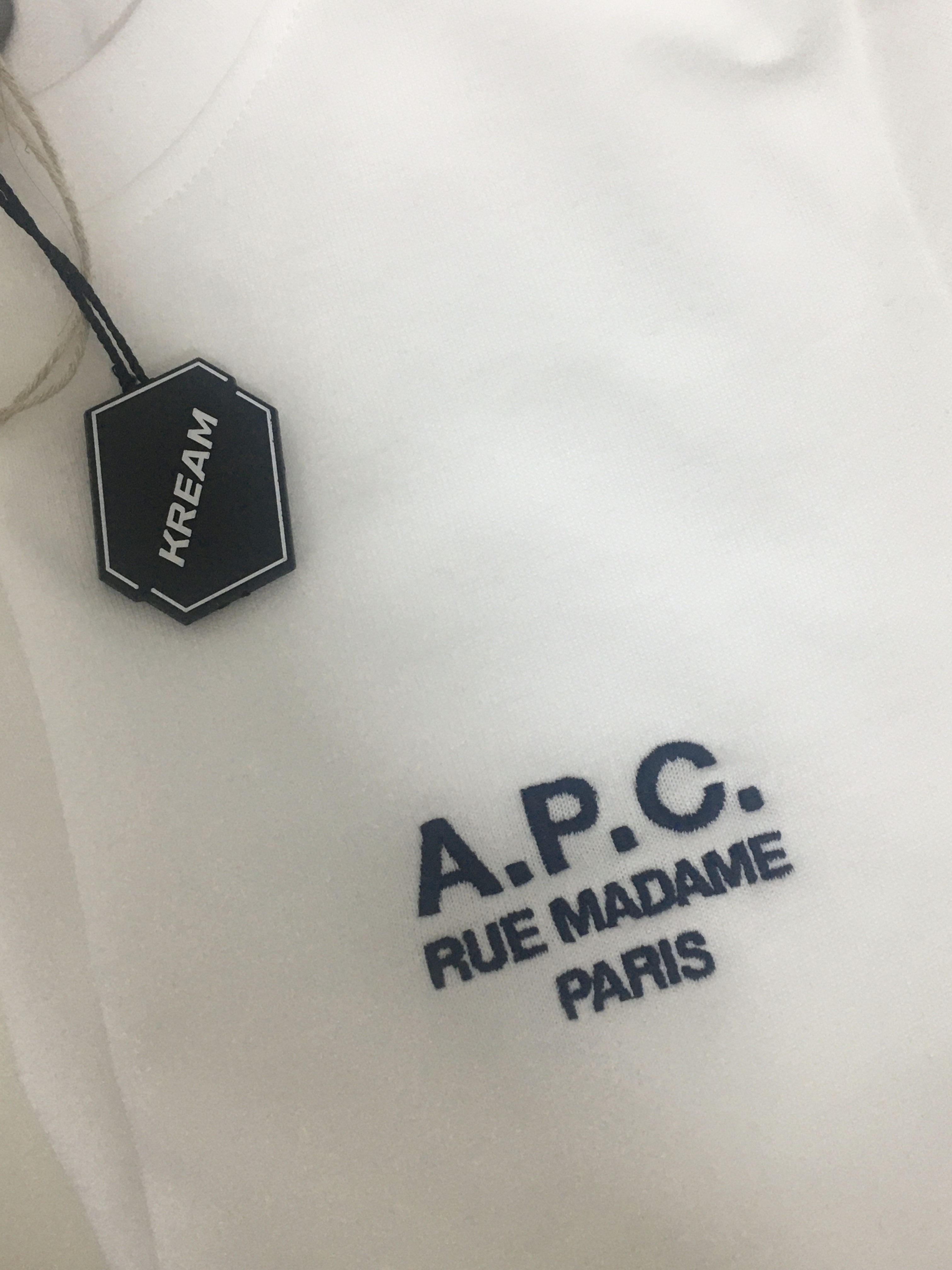 (W) A.P.C. Denise T-Shirt White 착용 스타일 - 2