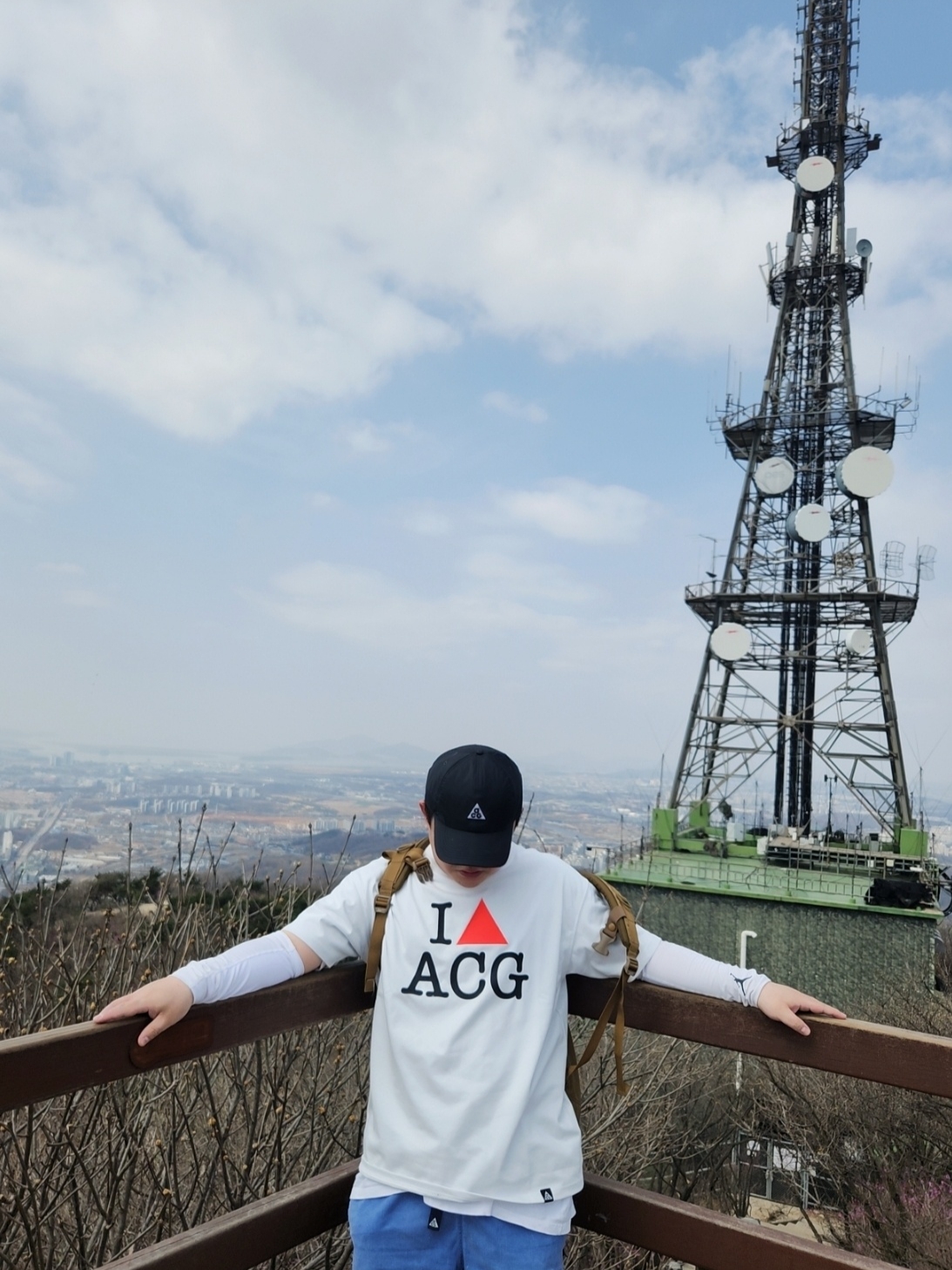 Nike ACG Trail Cap Black, Nike ACG Watchman Peak Pants Blue Void - Asia 착용 스타일
