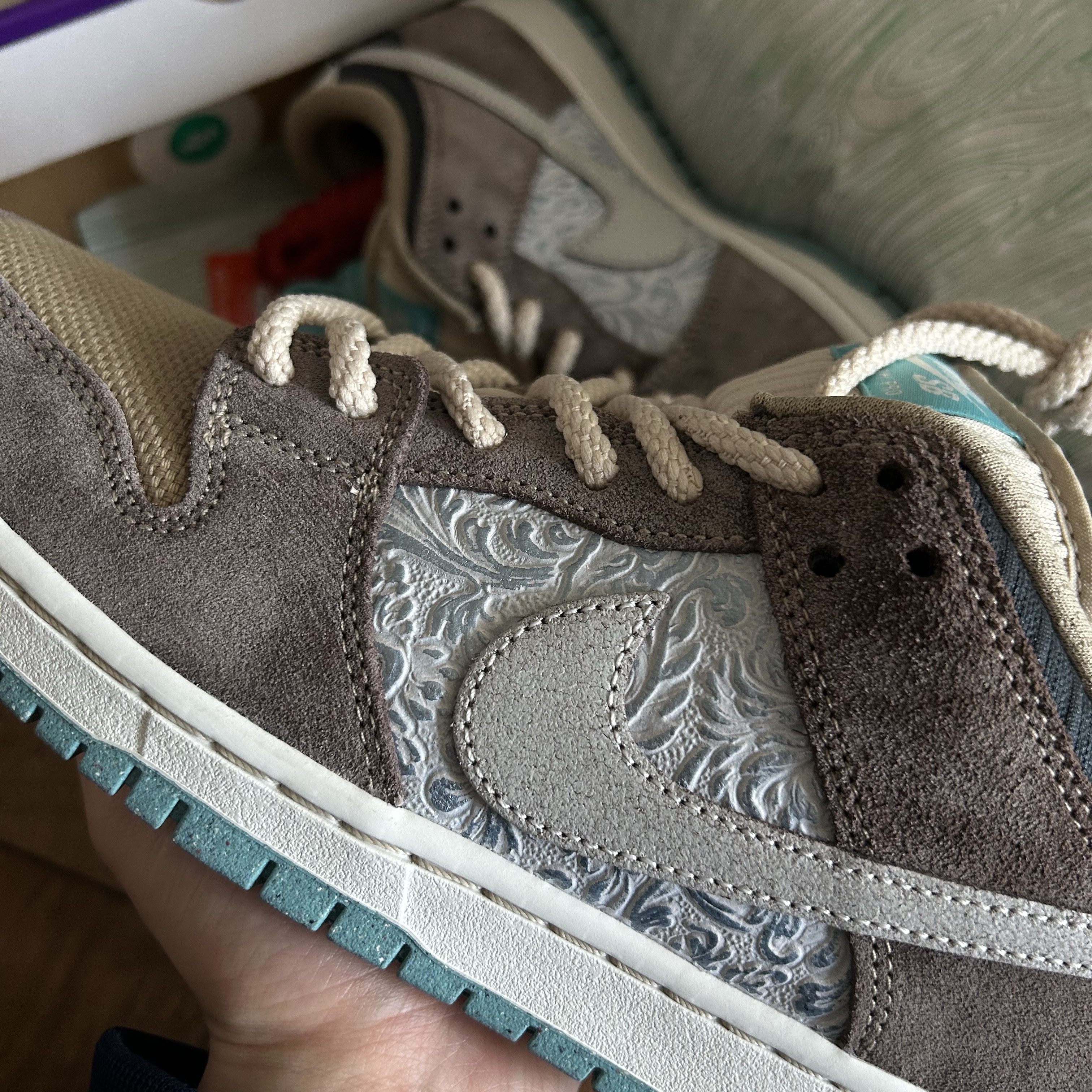 Nike SB Dunk Low Pro Big Money Saving 착용 스타일 - 2