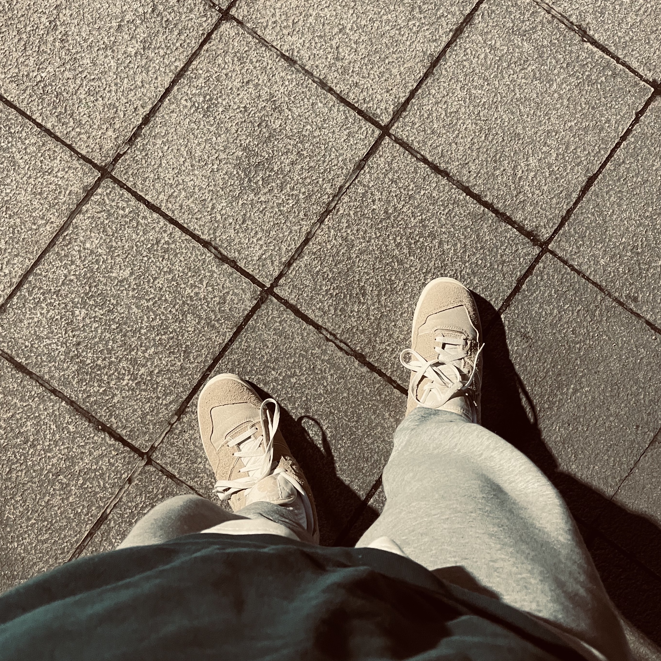 New Balance x Aime Leon Dore 550 Warm Sand 착용 스타일 - 2