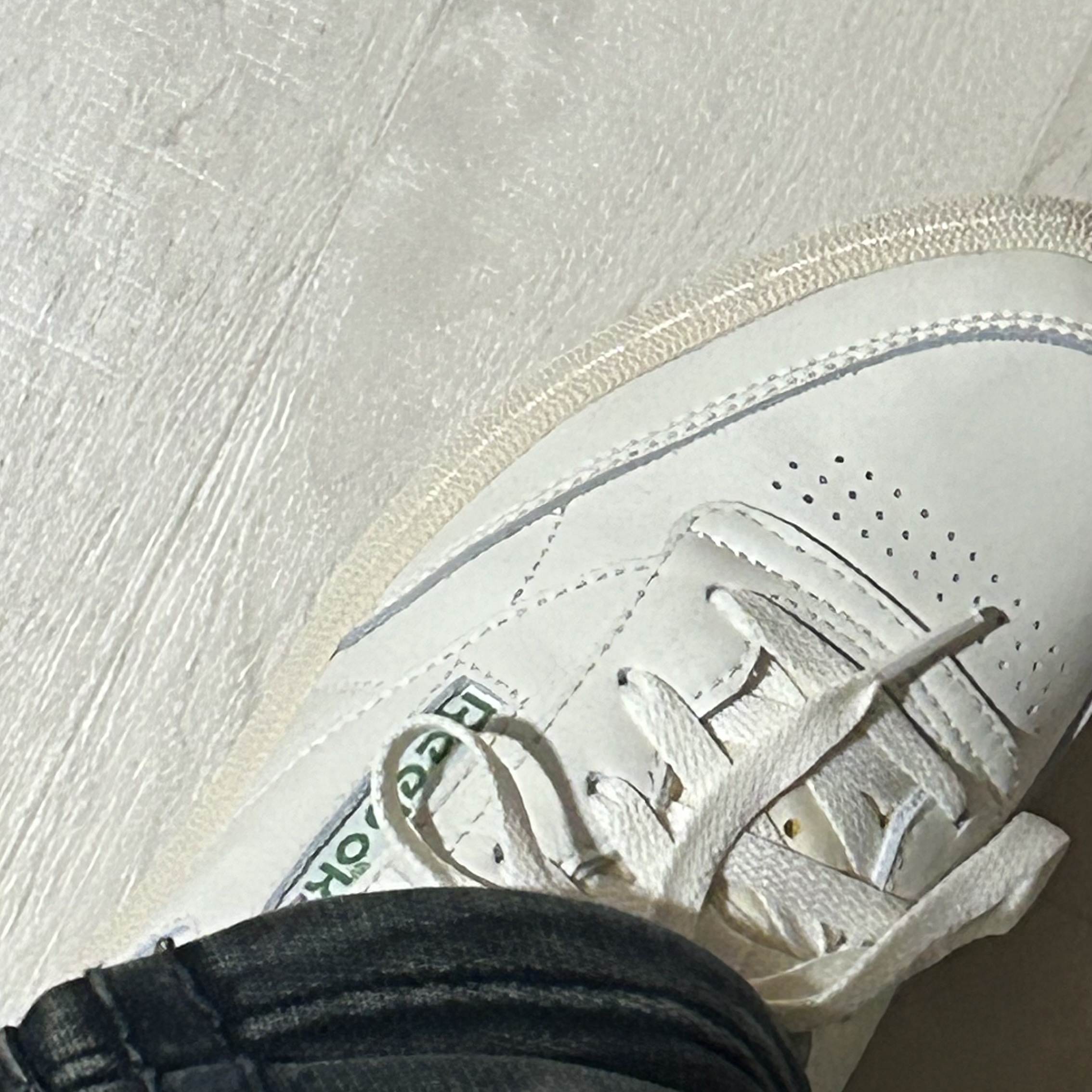 Reebok Club C 85 Vintage Chalk Green 착용 스타일 - 3