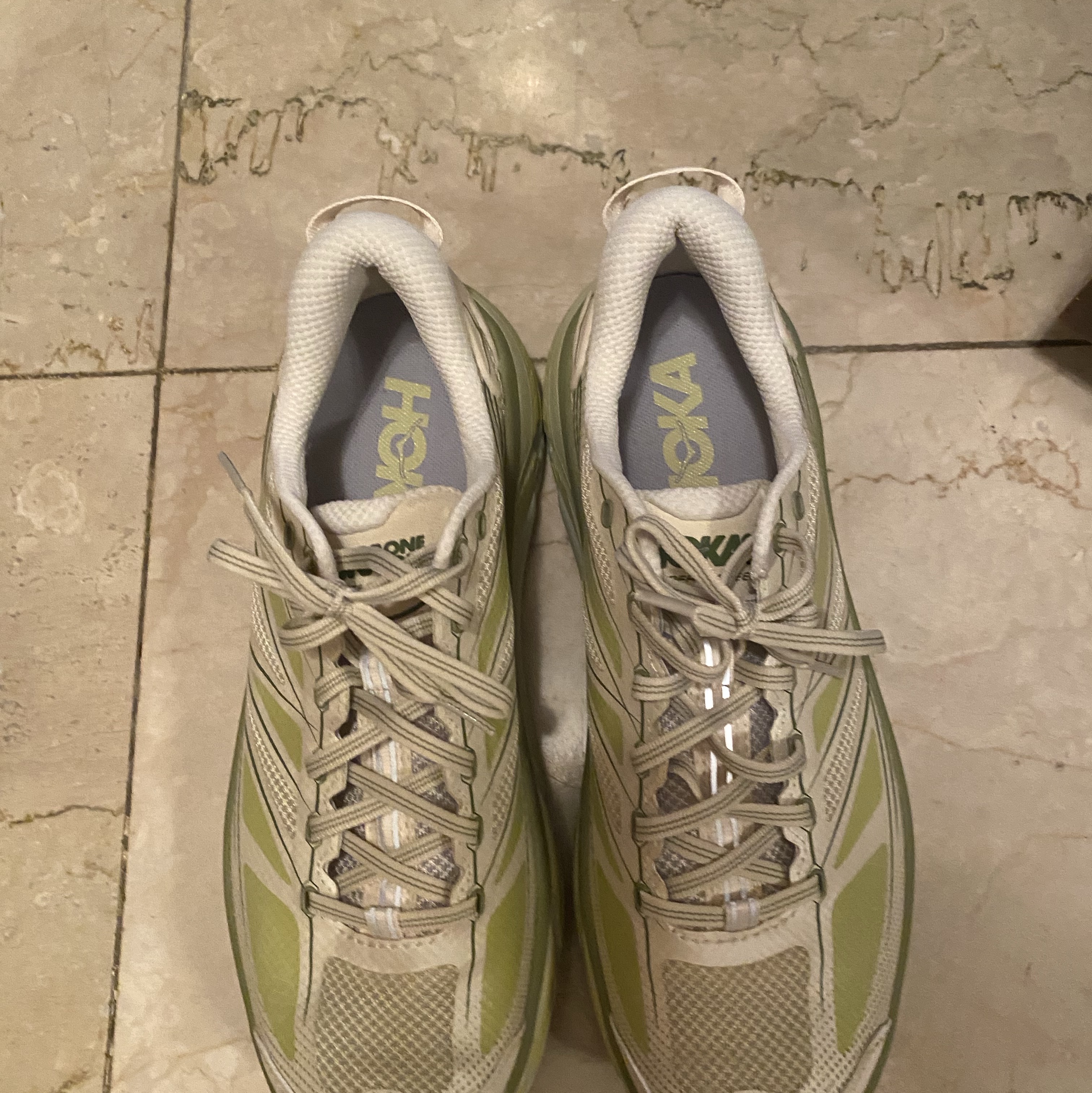 Hoka Mafate Speed 2 Eggnog Celery Root - 24SS 착용 스타일