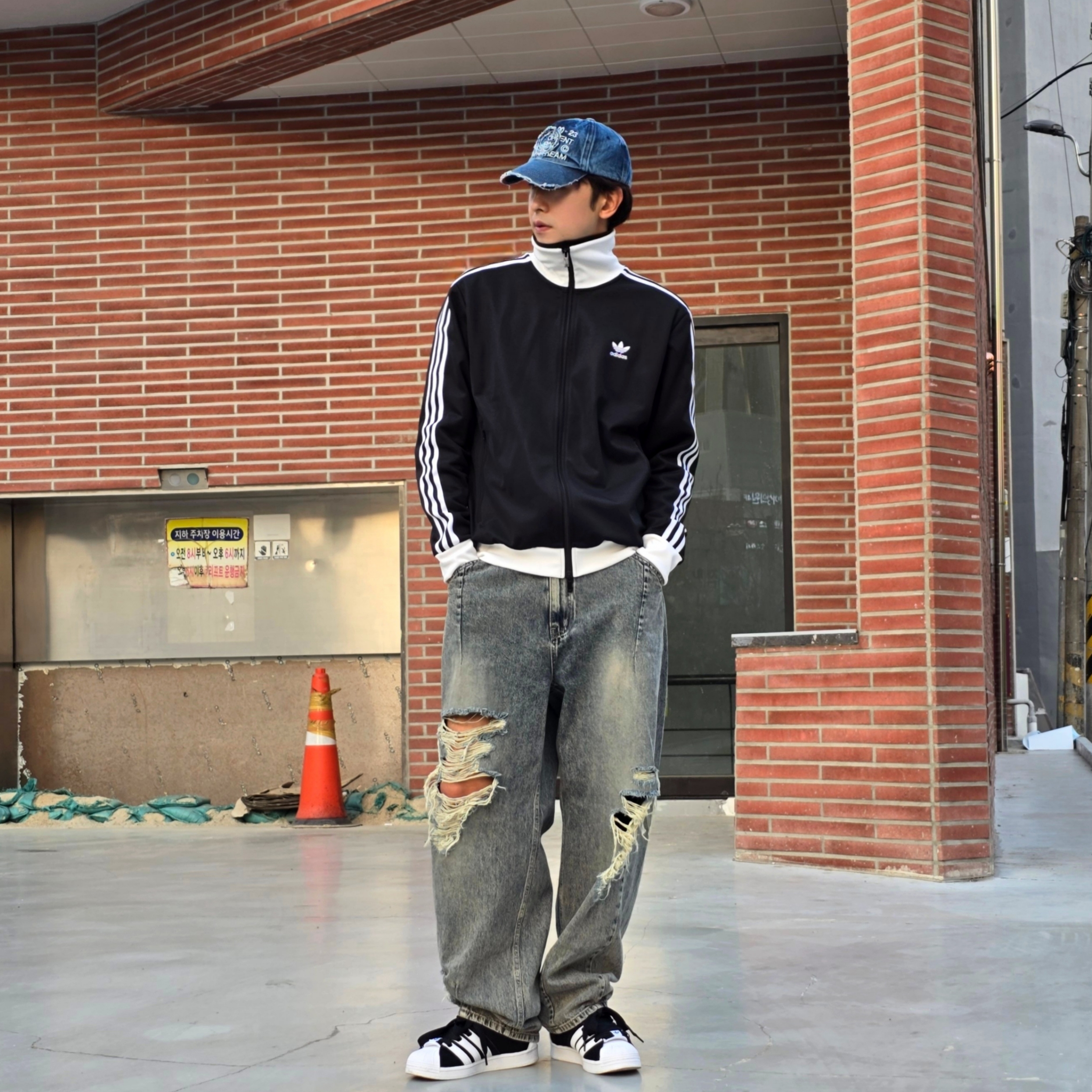 Millo Archive Core Denim Ball Cap Washed Blue, Adidas Adicolor Classics Beckenbauer Track Jacket Black - KR Sizing 착용 스타일 - 5