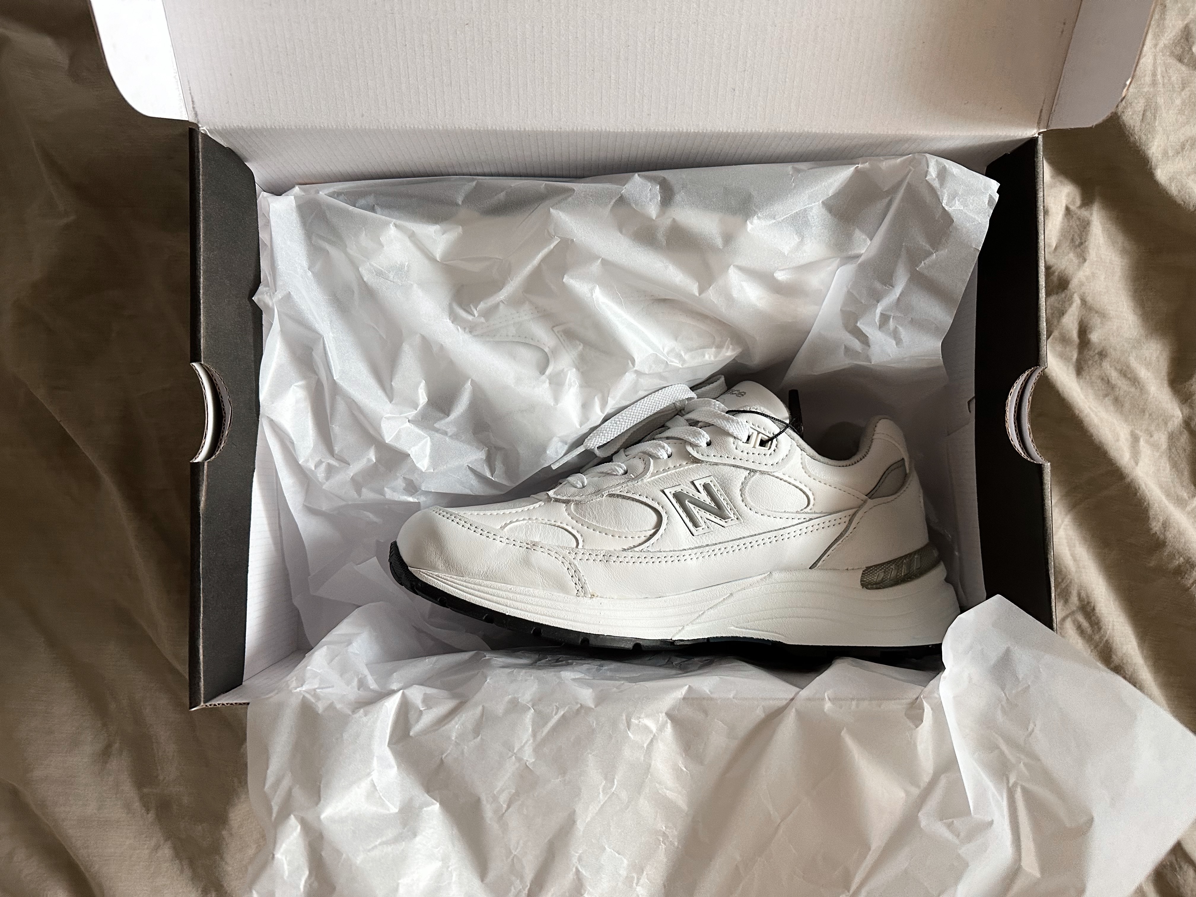 New Balance 992 Made in USA White Silver 착용 스타일 - 2