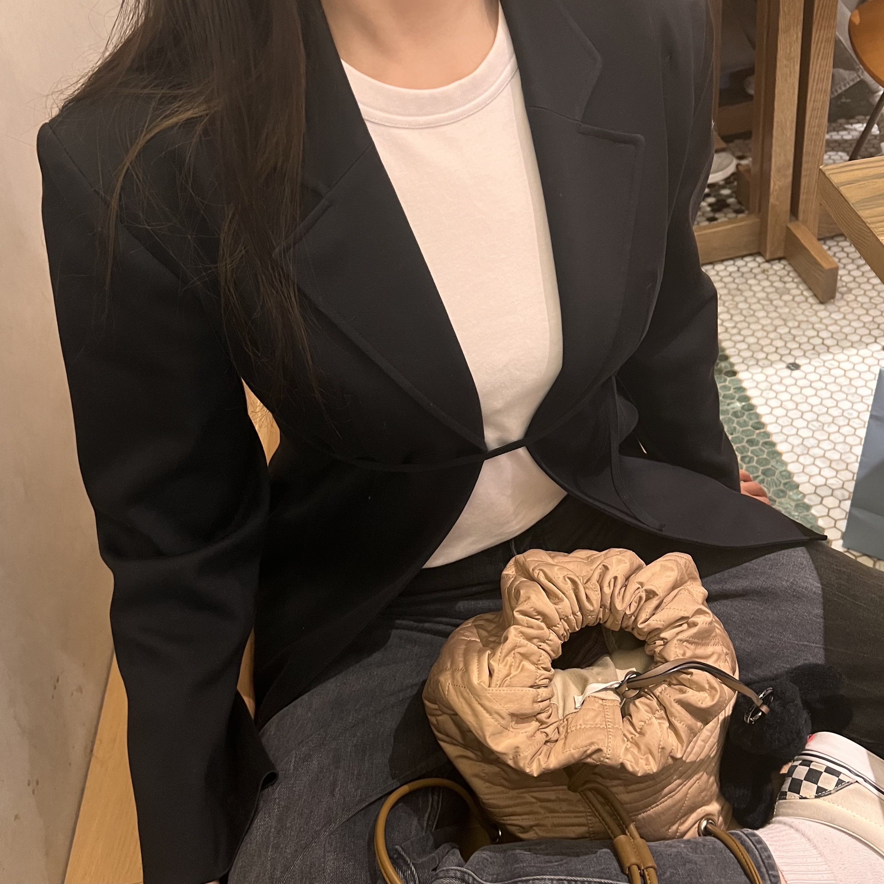 L'H.A.S Slim Waisted Strap Jacket - Black, L'H.A.S Slim Waisted Strap Jacket - Beige 착용 스타일 - 5