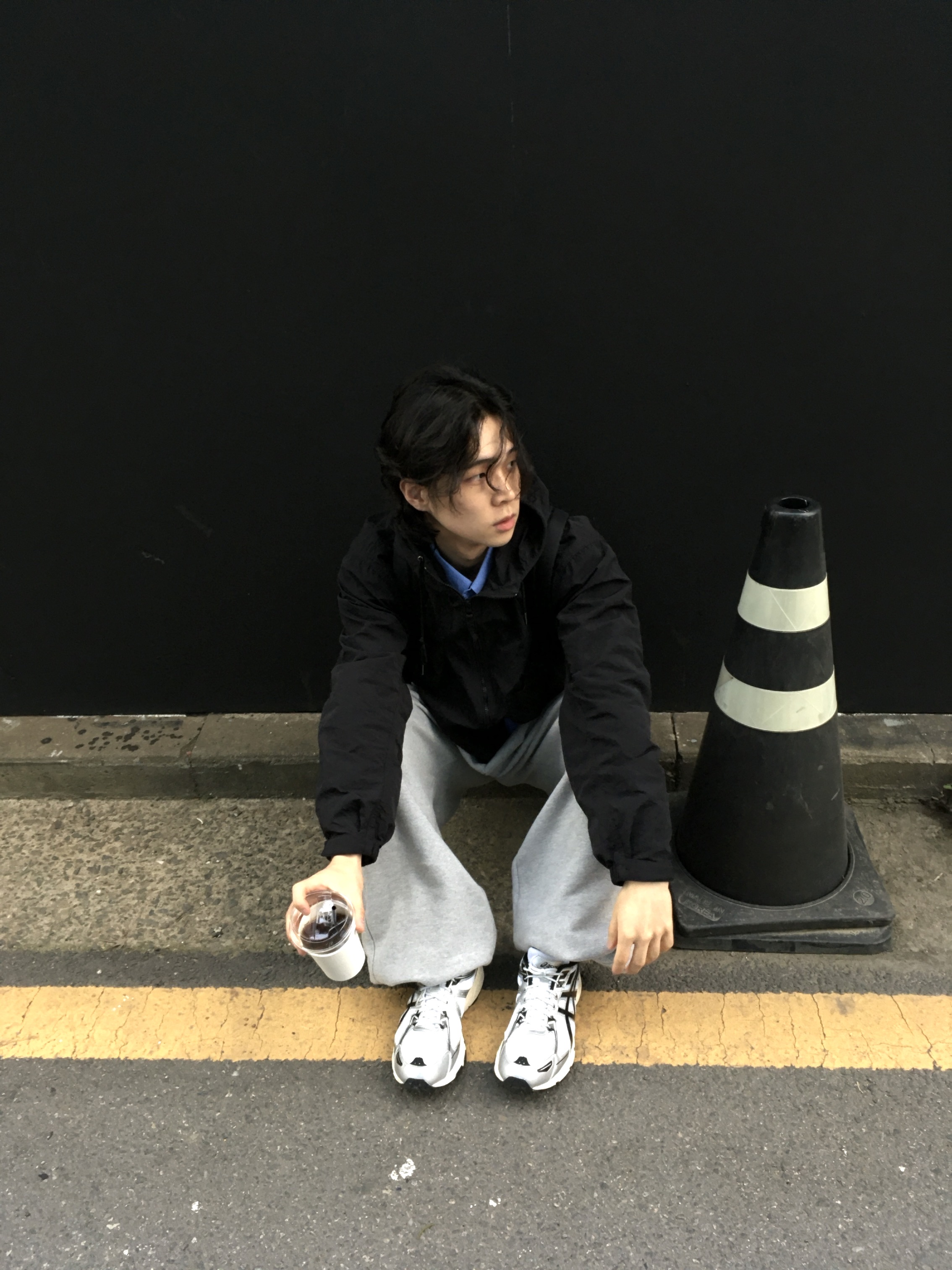 Asics Gel-Venture 6 White Black 착용 스타일
