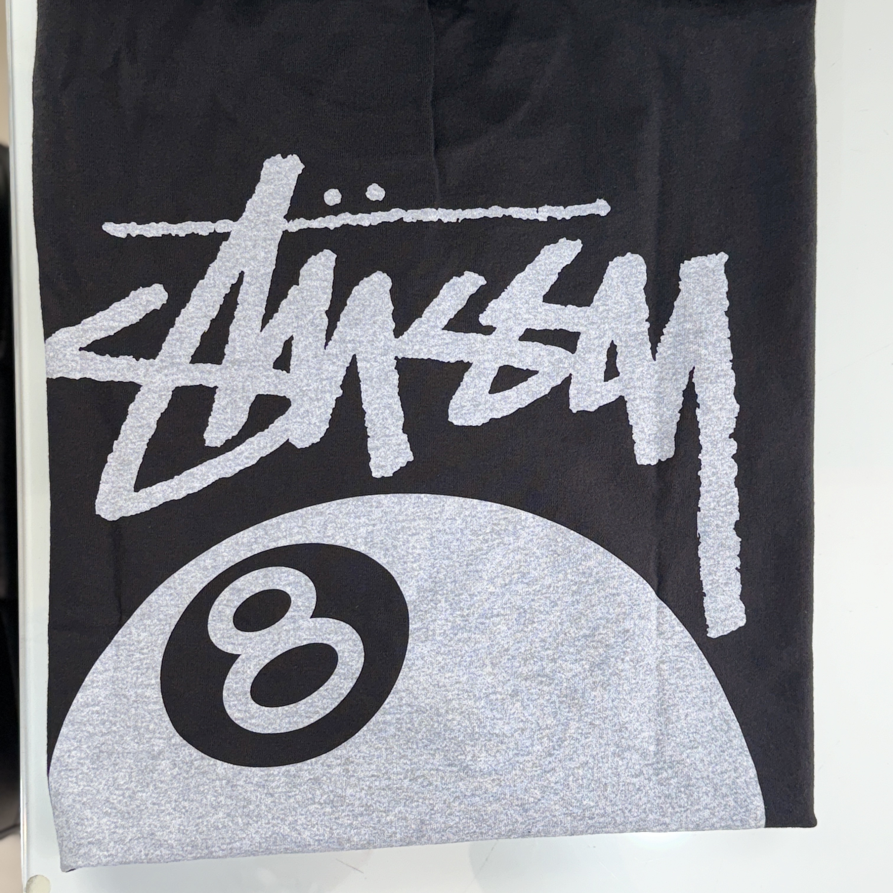 Stussy 8 Ball Pigment Dyed T-Shirt Black 착용 스타일 - 2