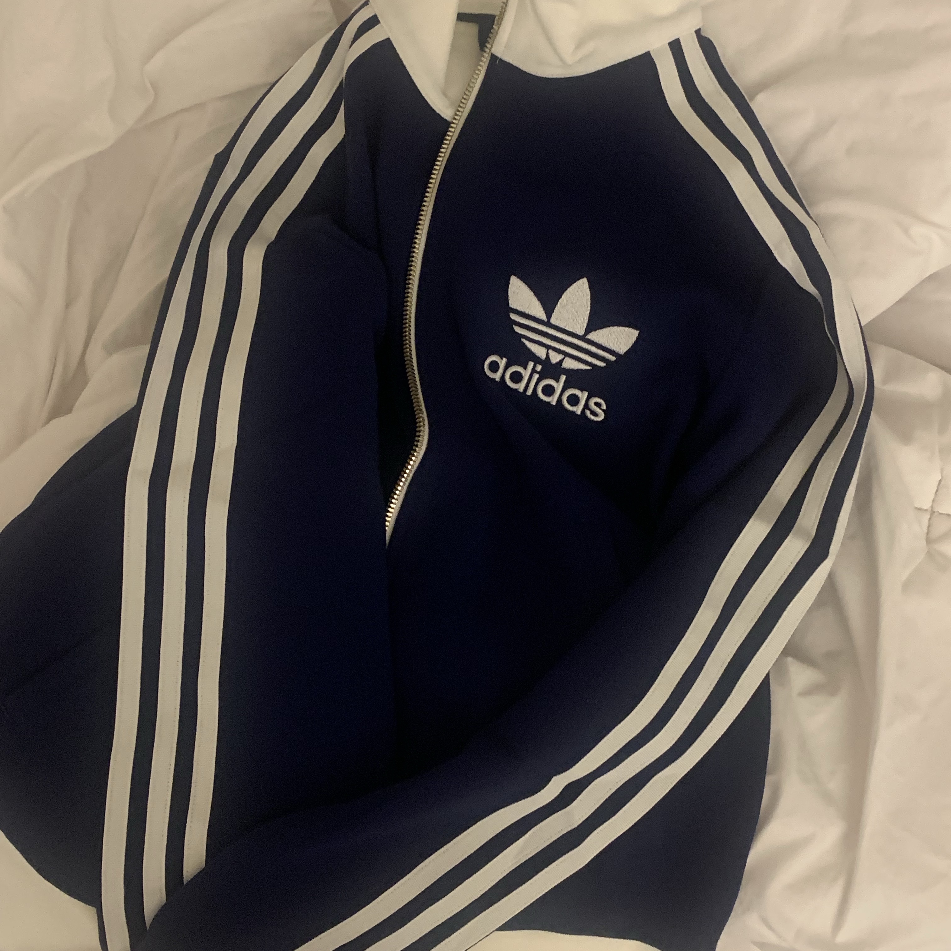 (W) Adidas Originals Beckenbauer Crepe Track Top Dark Blue - KR Sizing 착용 스타일 - 1
