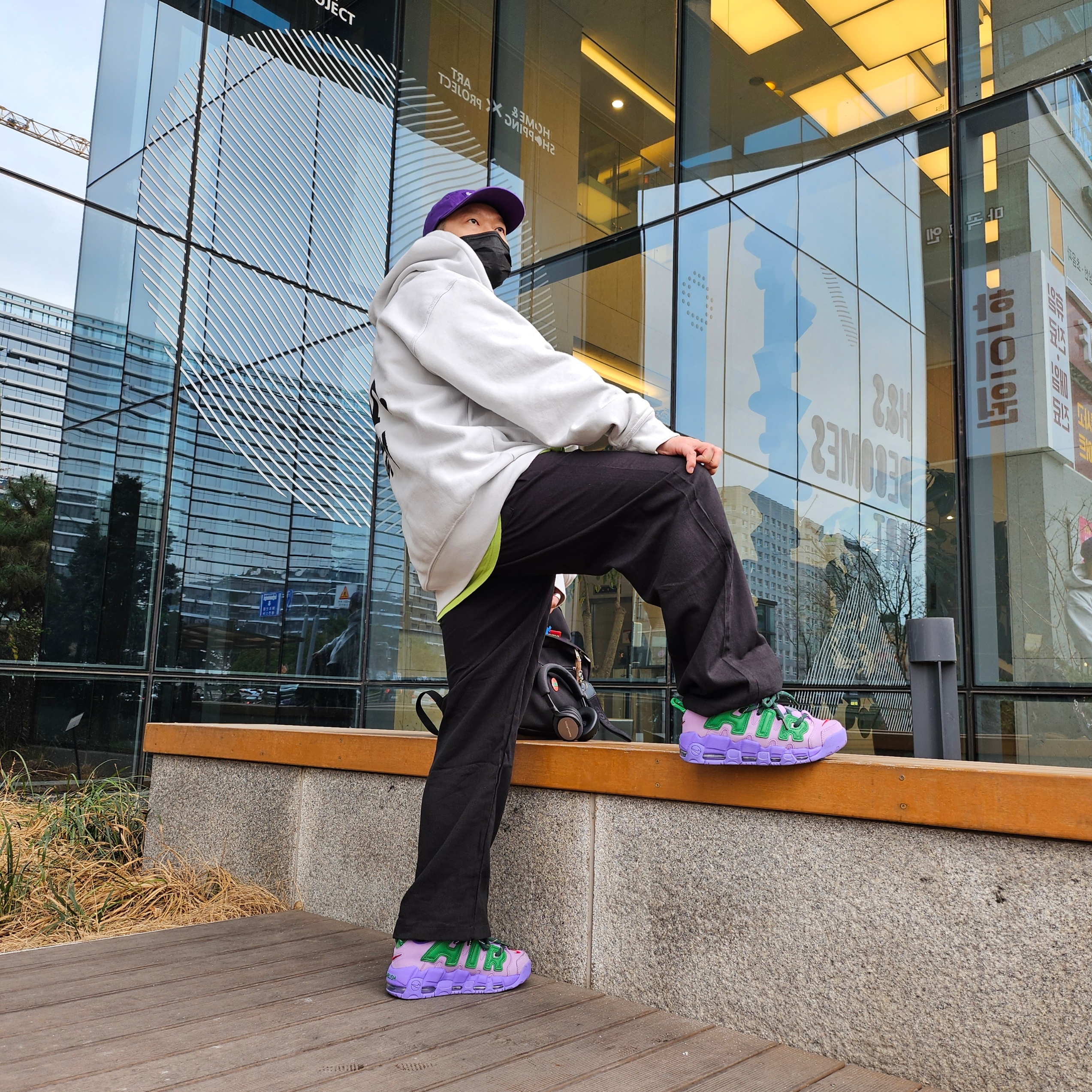 Supreme Washed Chino Twill Camp Cap Purple - 24SS, Nike x Ambush Air More Uptempo Low Lilac and Apple Green 착용 스타일 - 1