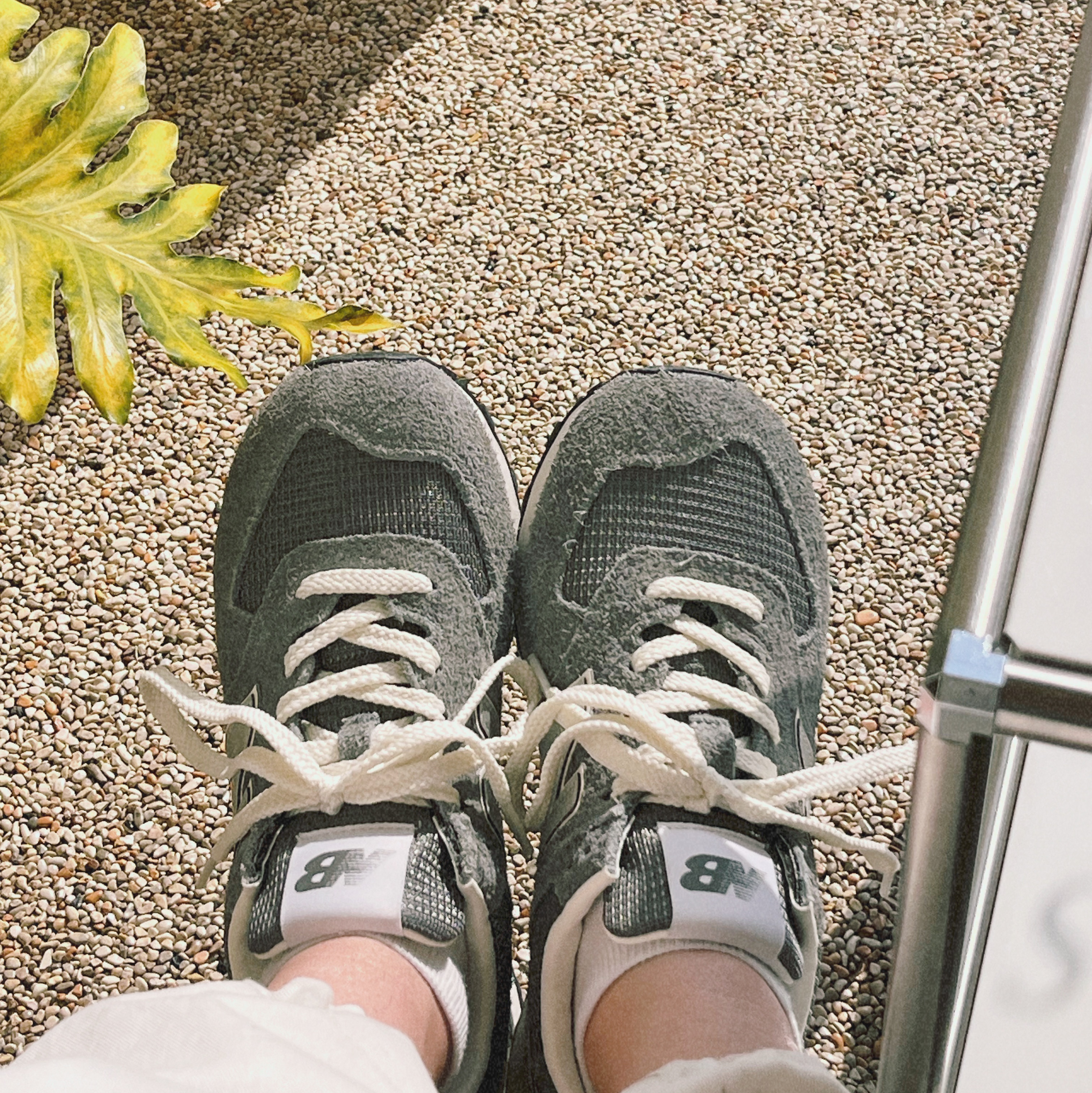 New Balance x Pottery 574 Premium Soft Grey 착용 스타일 - 3