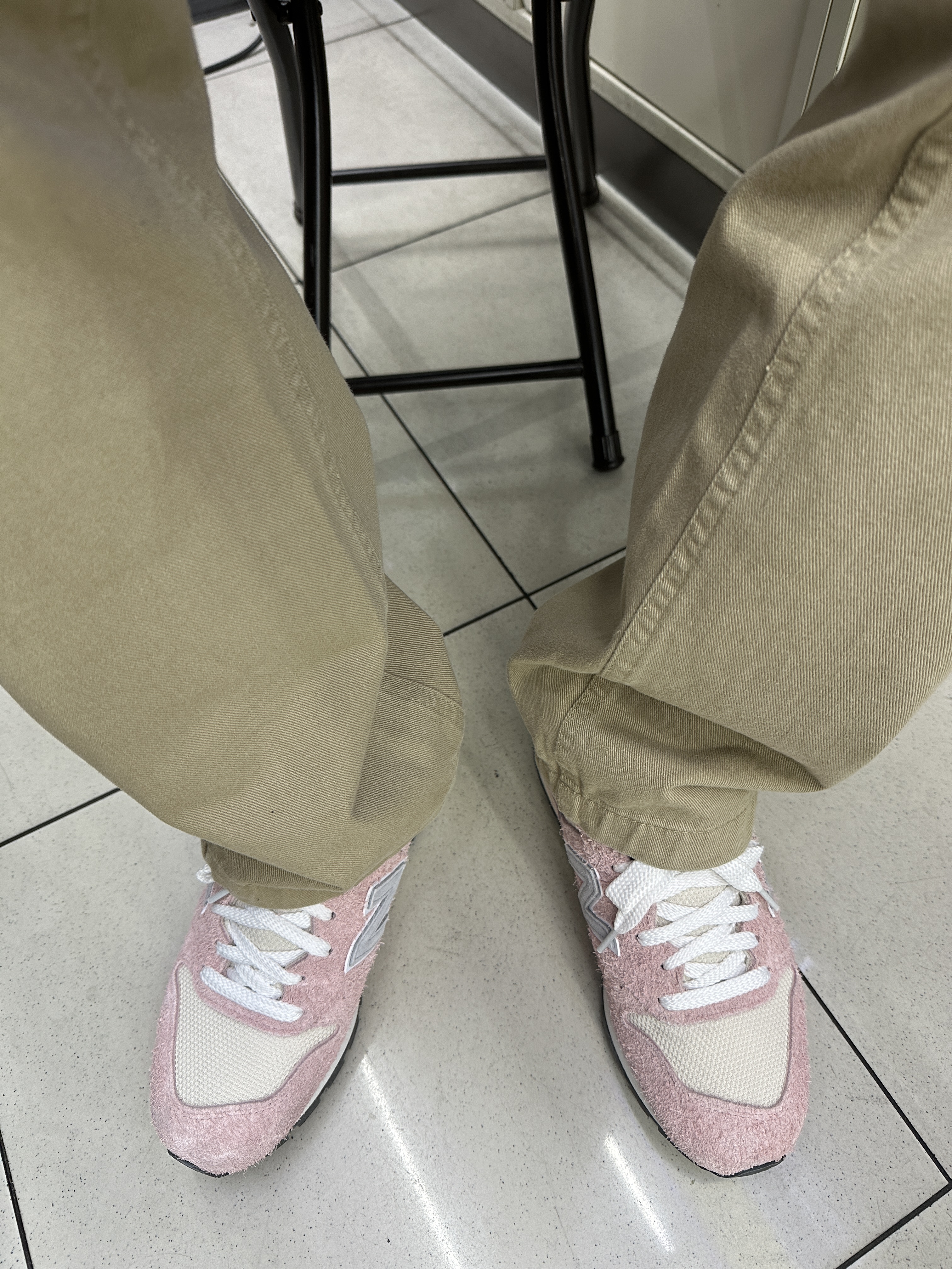 New Balance Made in USA 996 Pink Haze Silver 착용 스타일