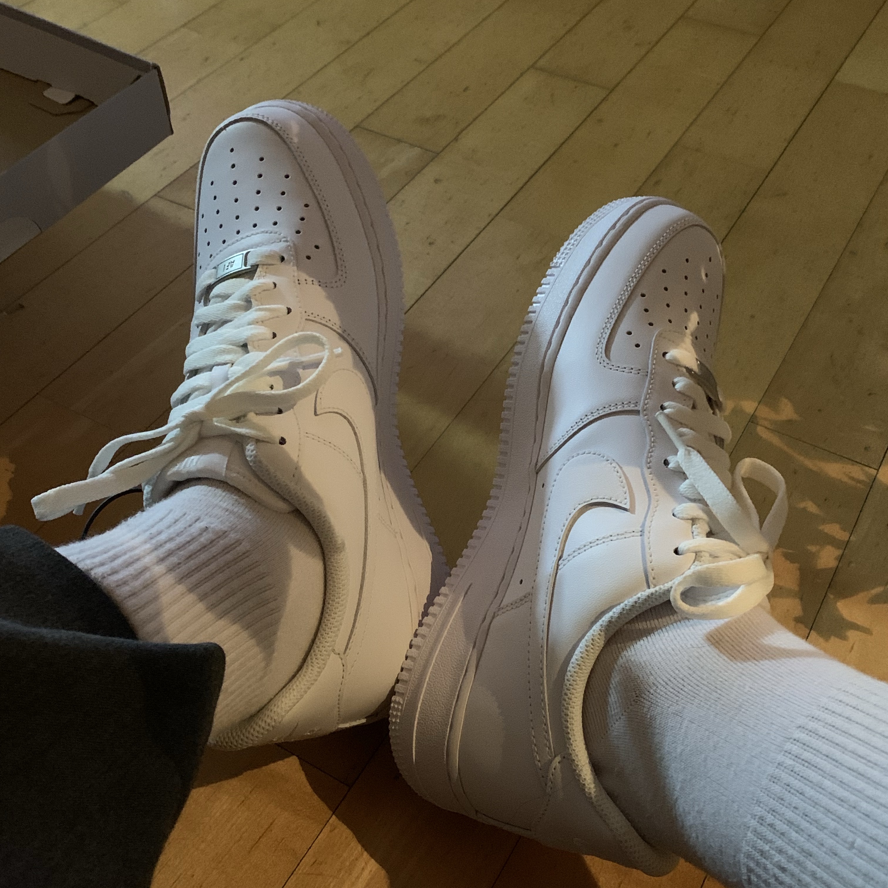 Nike Air Force 1 '07 Low White 착용 스타일