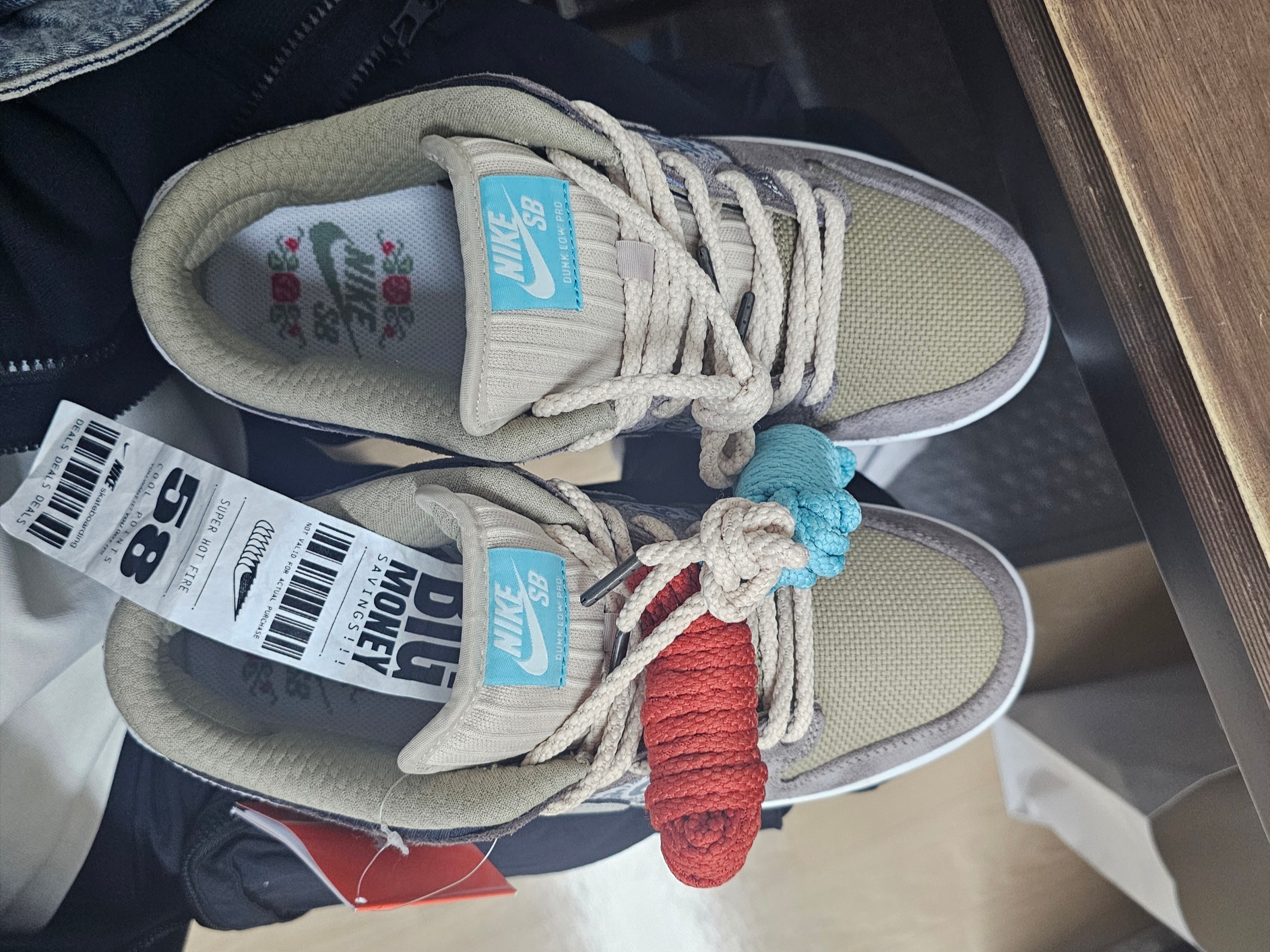 Nike SB Dunk Low Pro Big Money Saving 착용 스타일 - 4