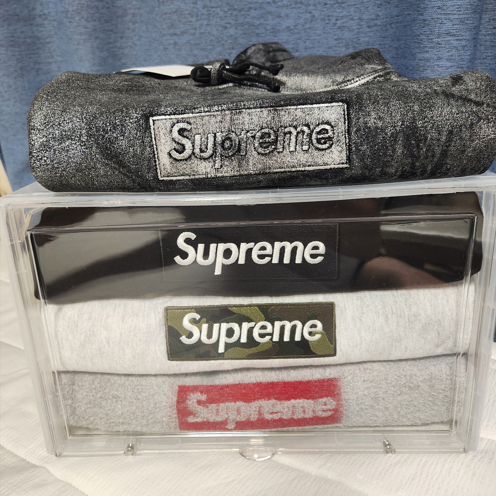 Supreme x MM6 Maison Margiela Foil Box Logo Hooded Sweatshirt Black - 24SS 착용 스타일 - 1