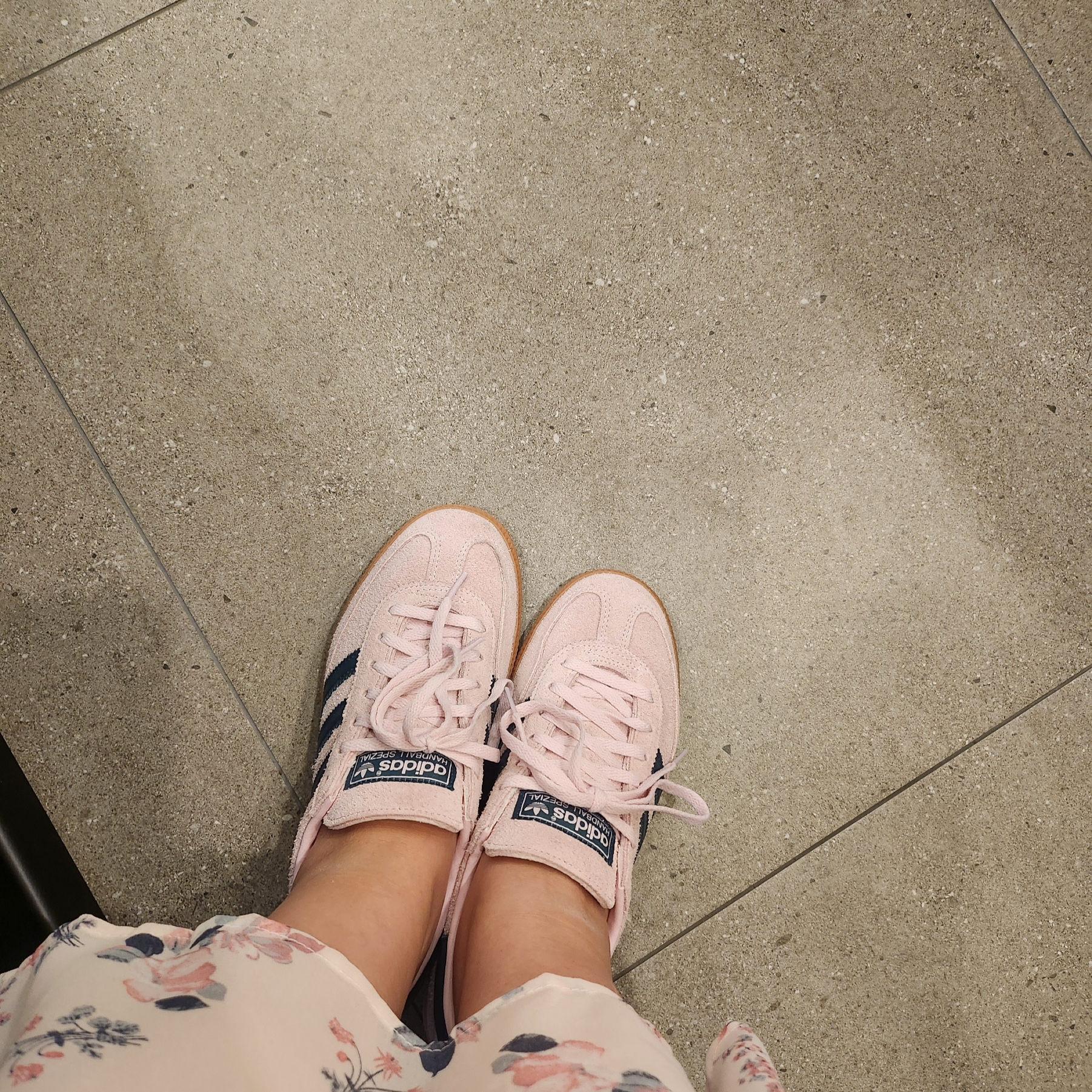 (W) Adidas Spezial Handball Clear Pink 착용 스타일