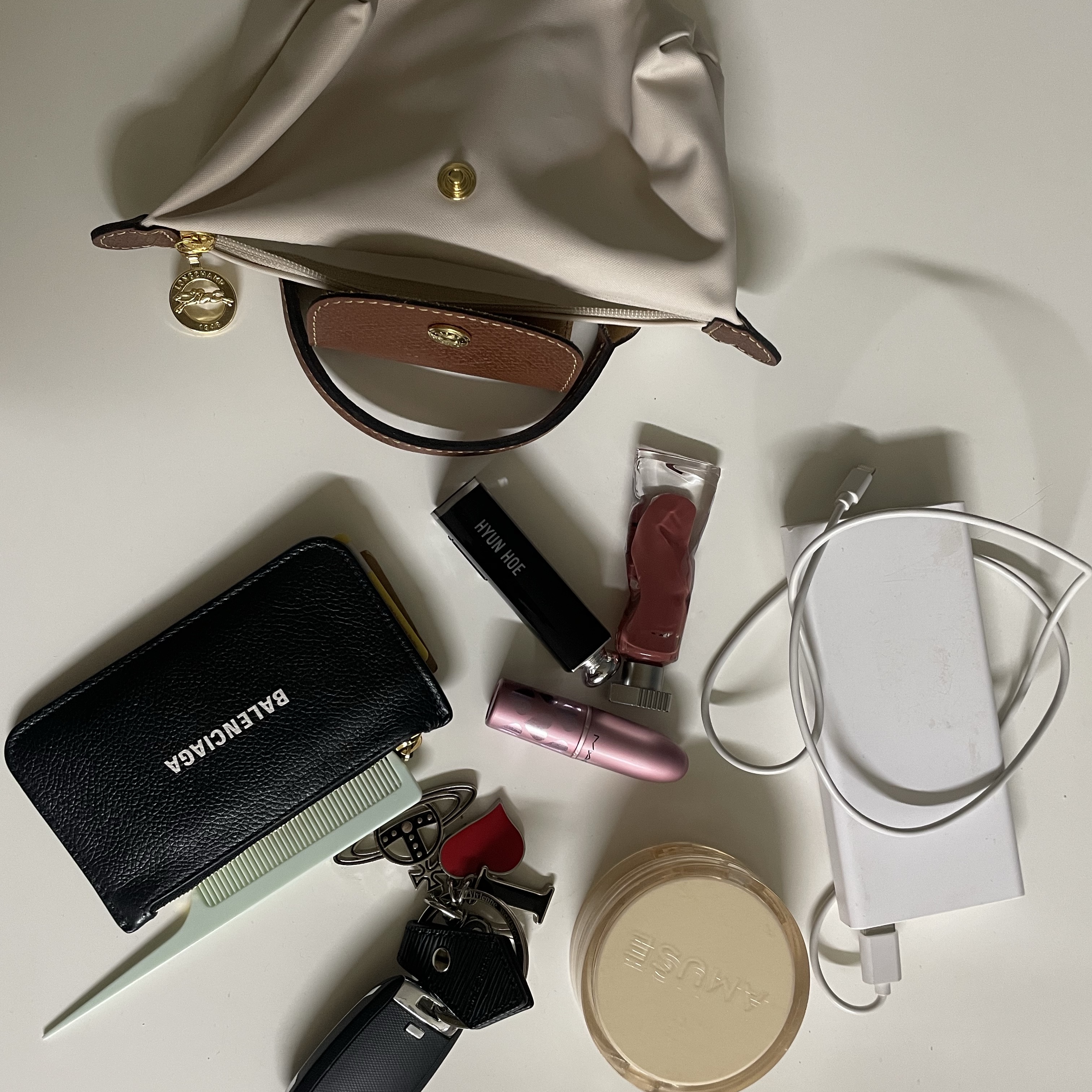 Longchamp Le Pliage Original Handle Pouch Paper 착용 스타일 - 4