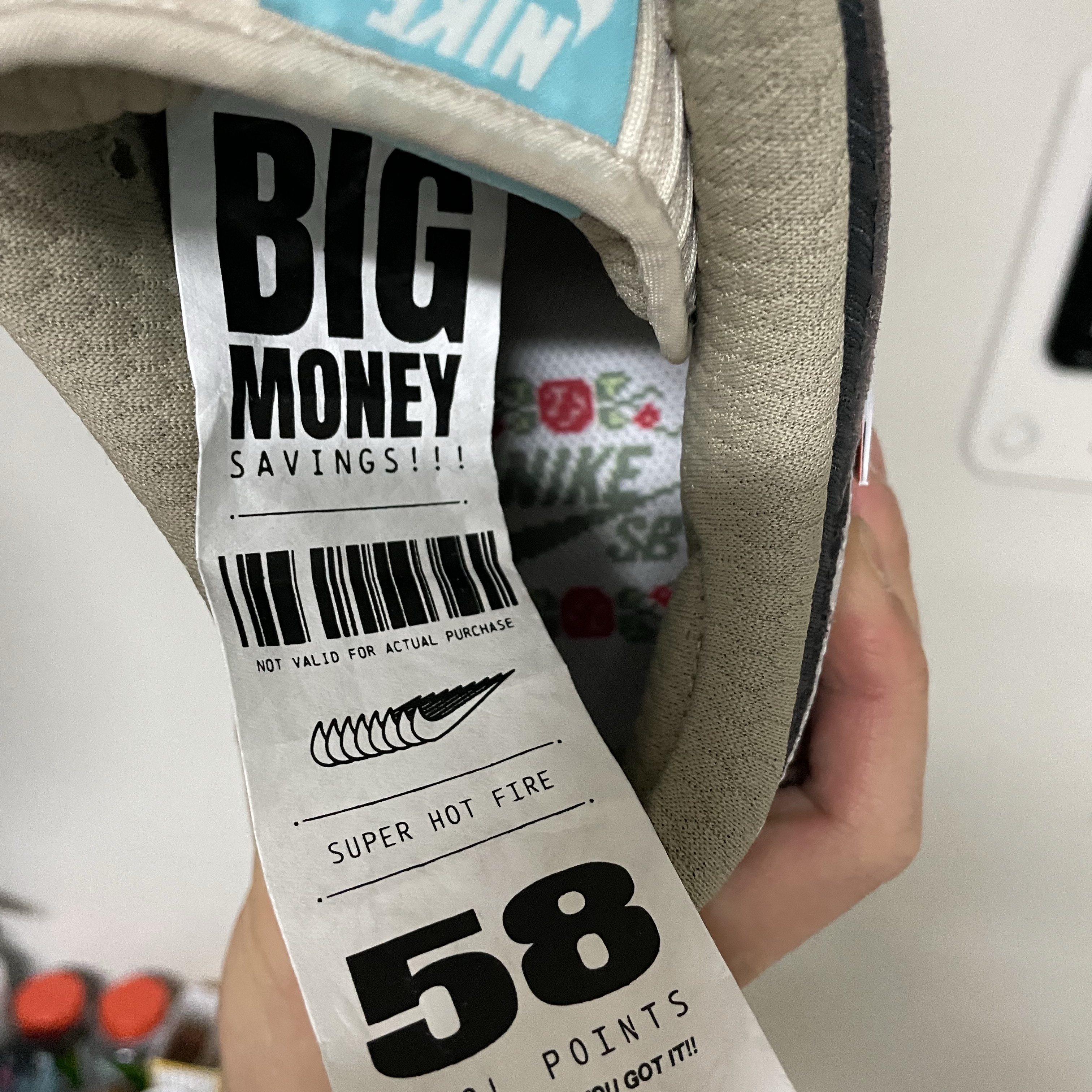 Nike SB Dunk Low Pro Big Money Saving 착용 스타일 - 3