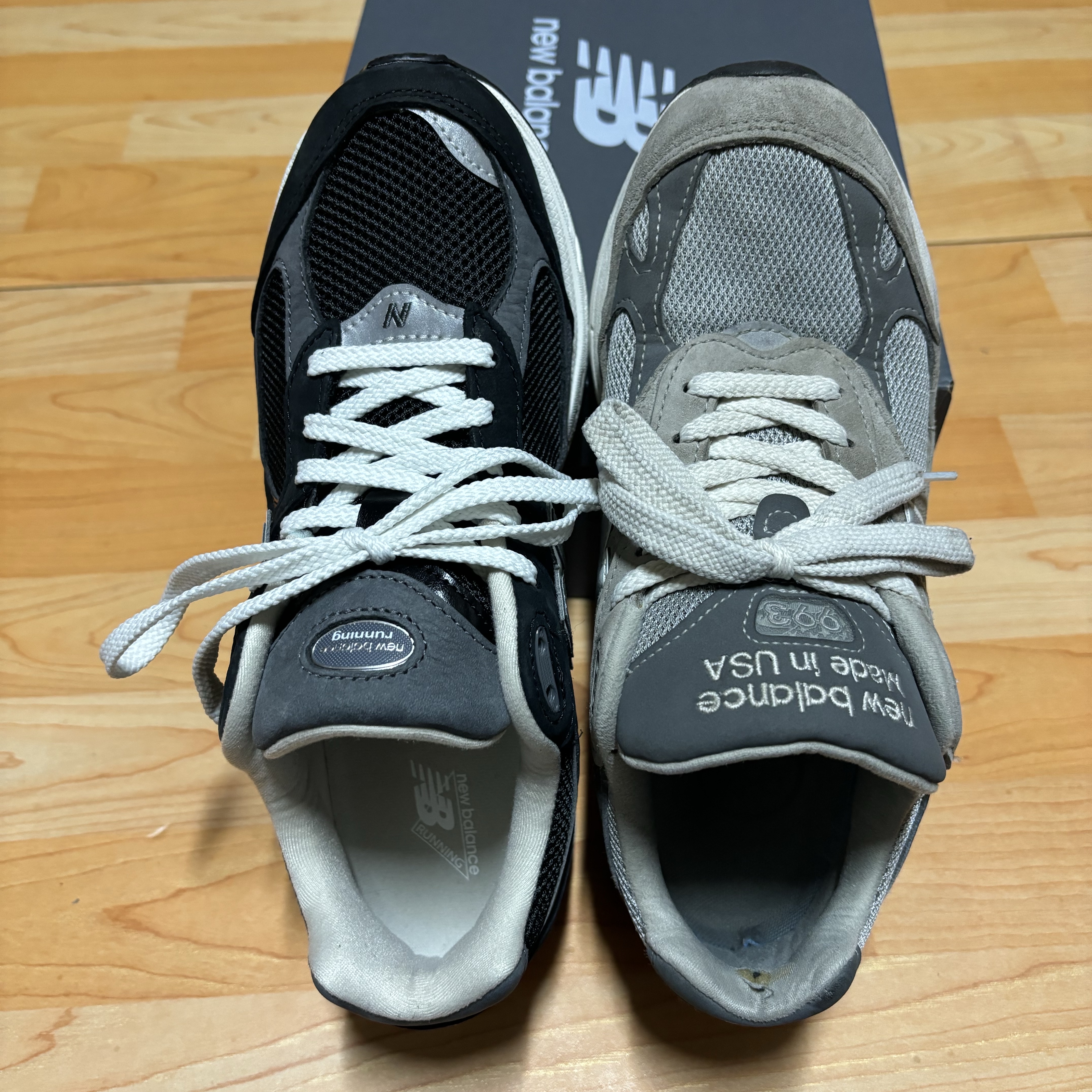New Balance 993 Made in USA Grey - D Standard, New Balance 2002R Premium Vintage Black 착용 스타일 - 4