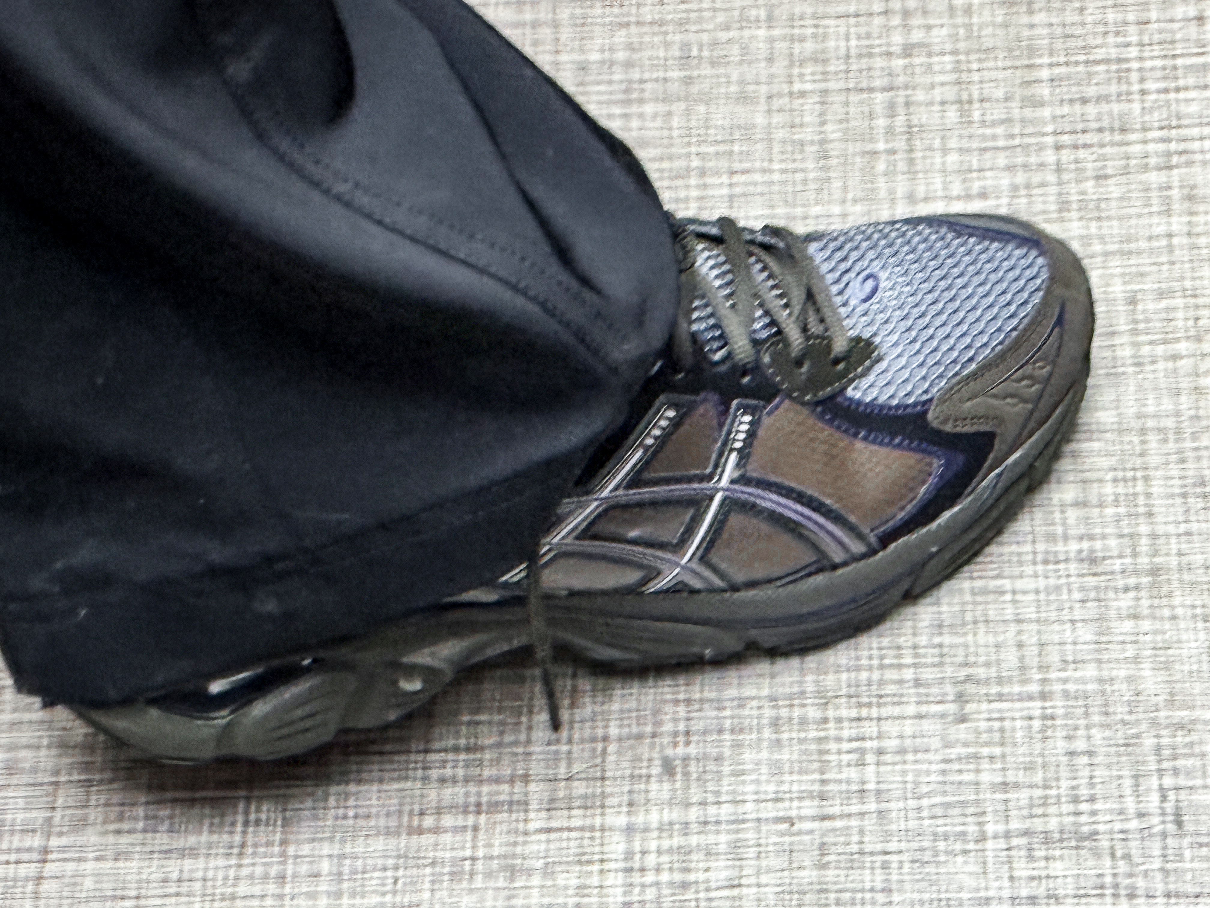 Asics UB6-S GT-2160 Grey Floss Brown Storm 착용 스타일 - 1