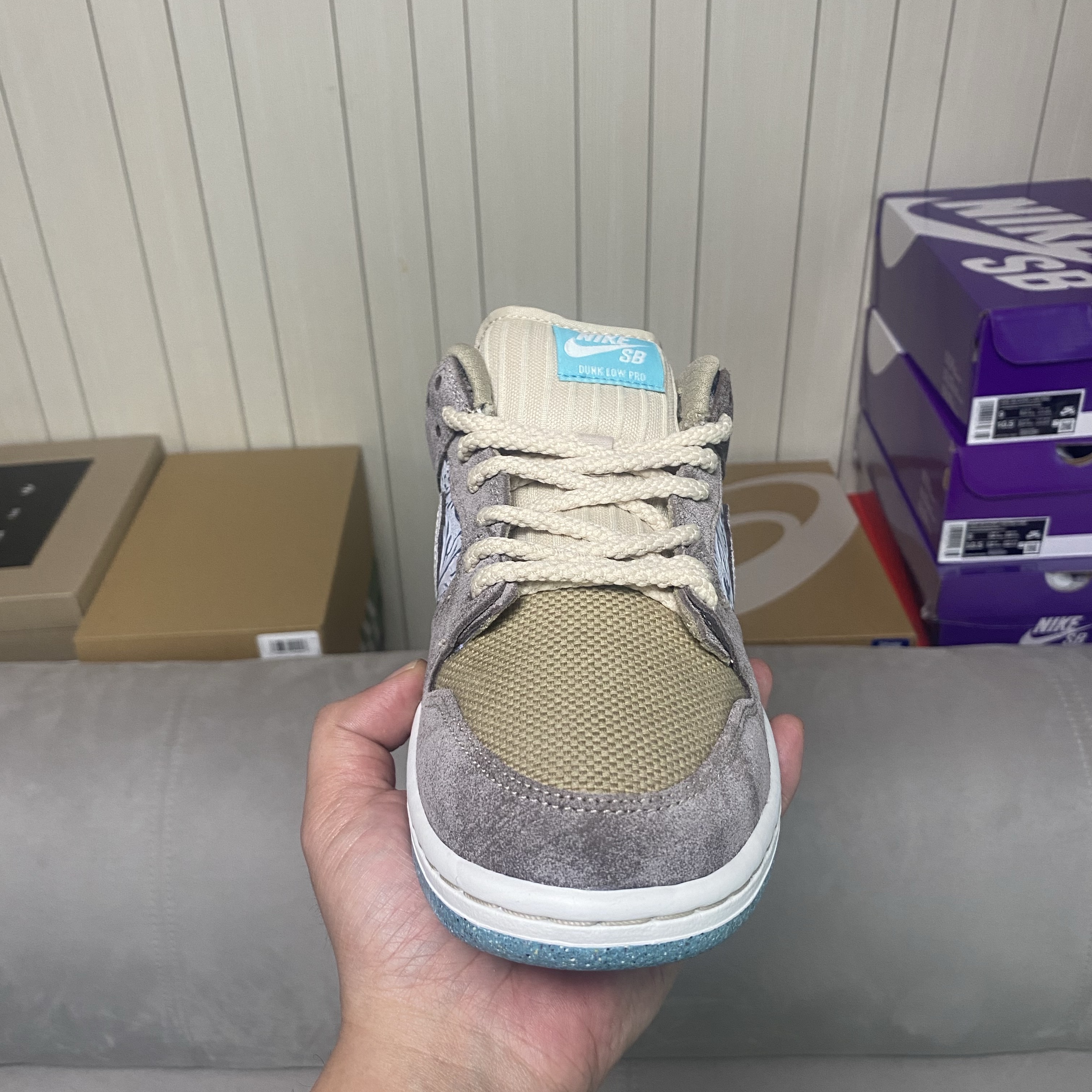 Nike SB Dunk Low Pro Big Money Saving 착용 스타일 - 2