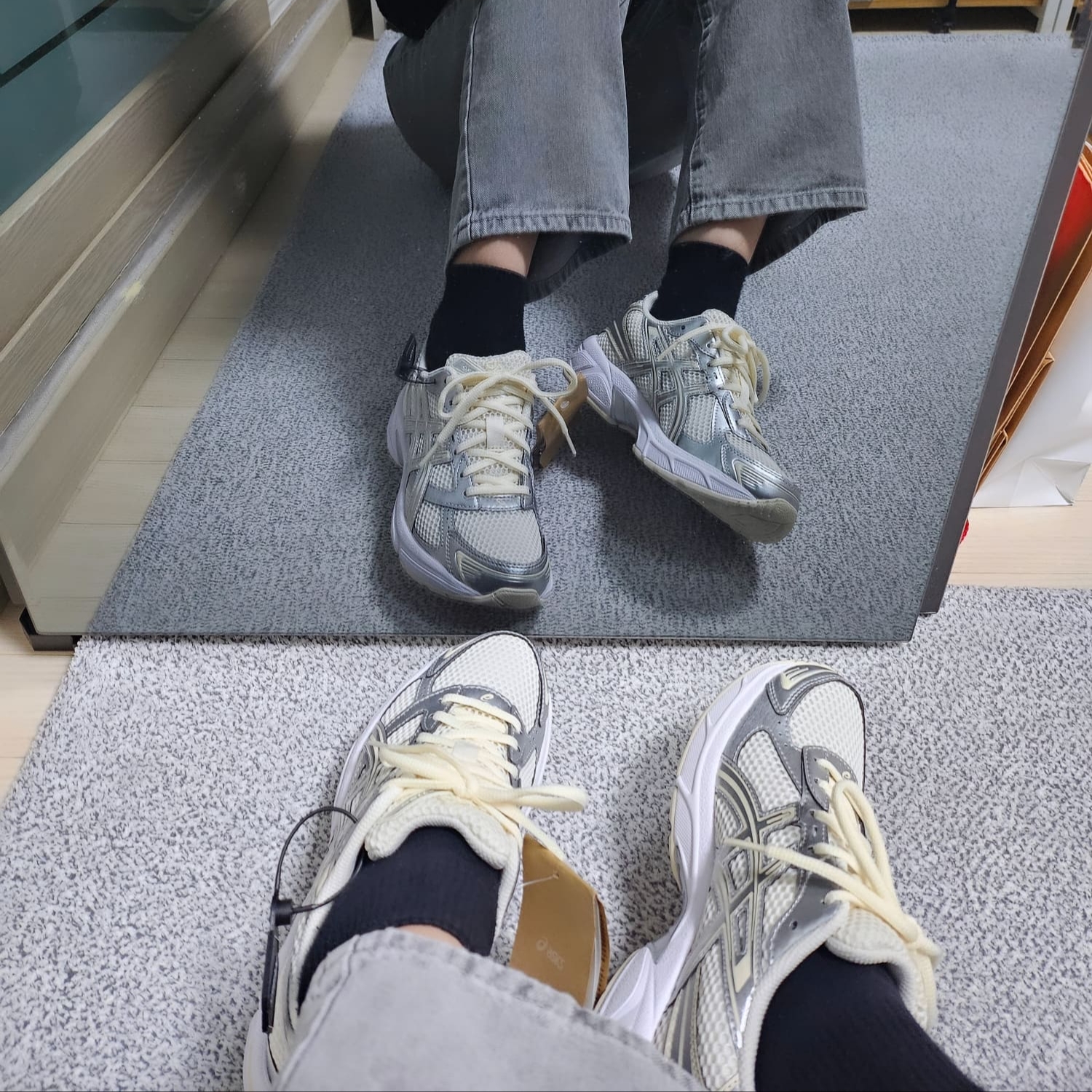 (W) Asics Gel-1130 Cream Pure Silver 착용 스타일