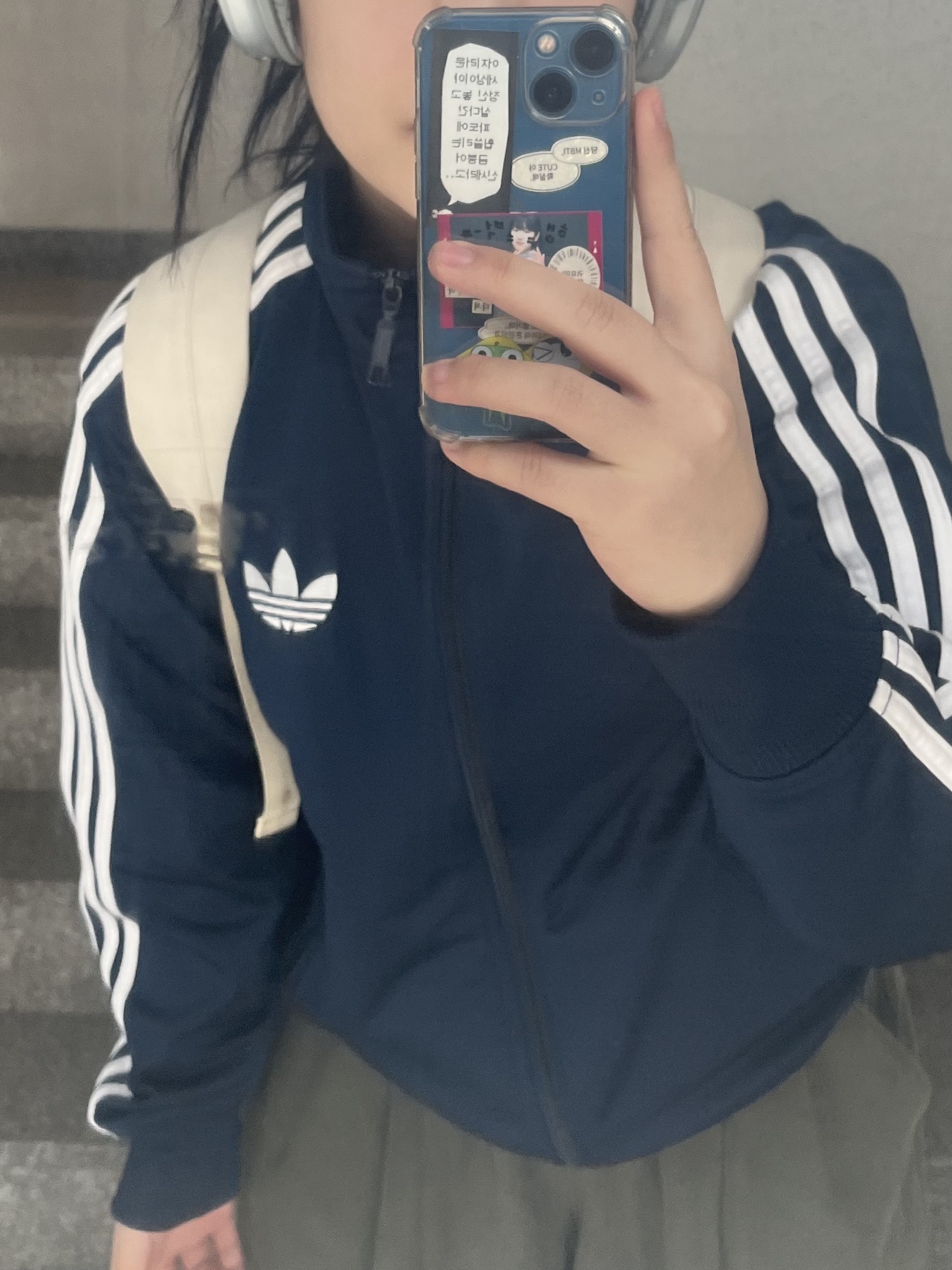 Adidas Adicolor Classic Firebird Track Top Night Indigo - KR Sizing, BOSE QC35 II Silver (Korean Ver.) 착용 스타일
