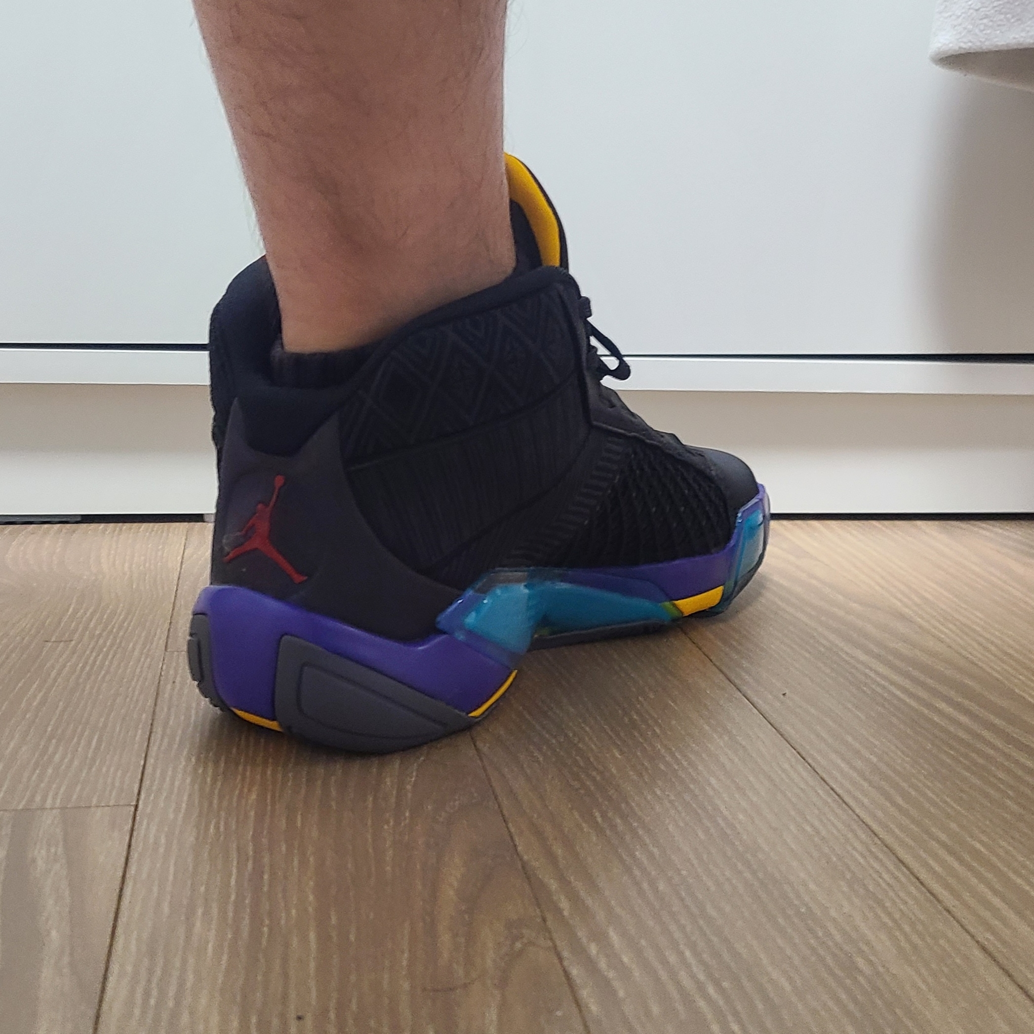 Jordan XXXVIII PF Black Bright Concord 착용 스타일 - 3
