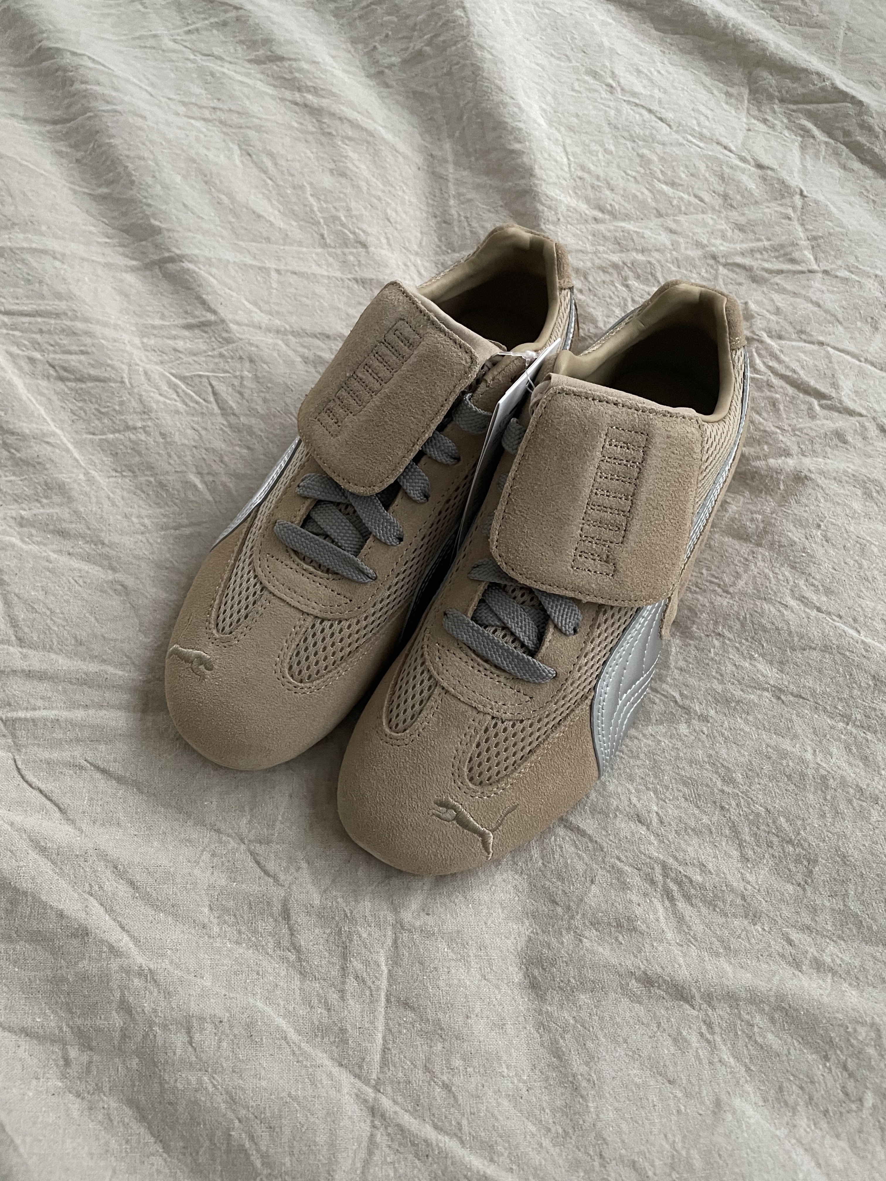 Puma x Open Yy Speedcat Prairie Tan Matte Silver 착용 스타일