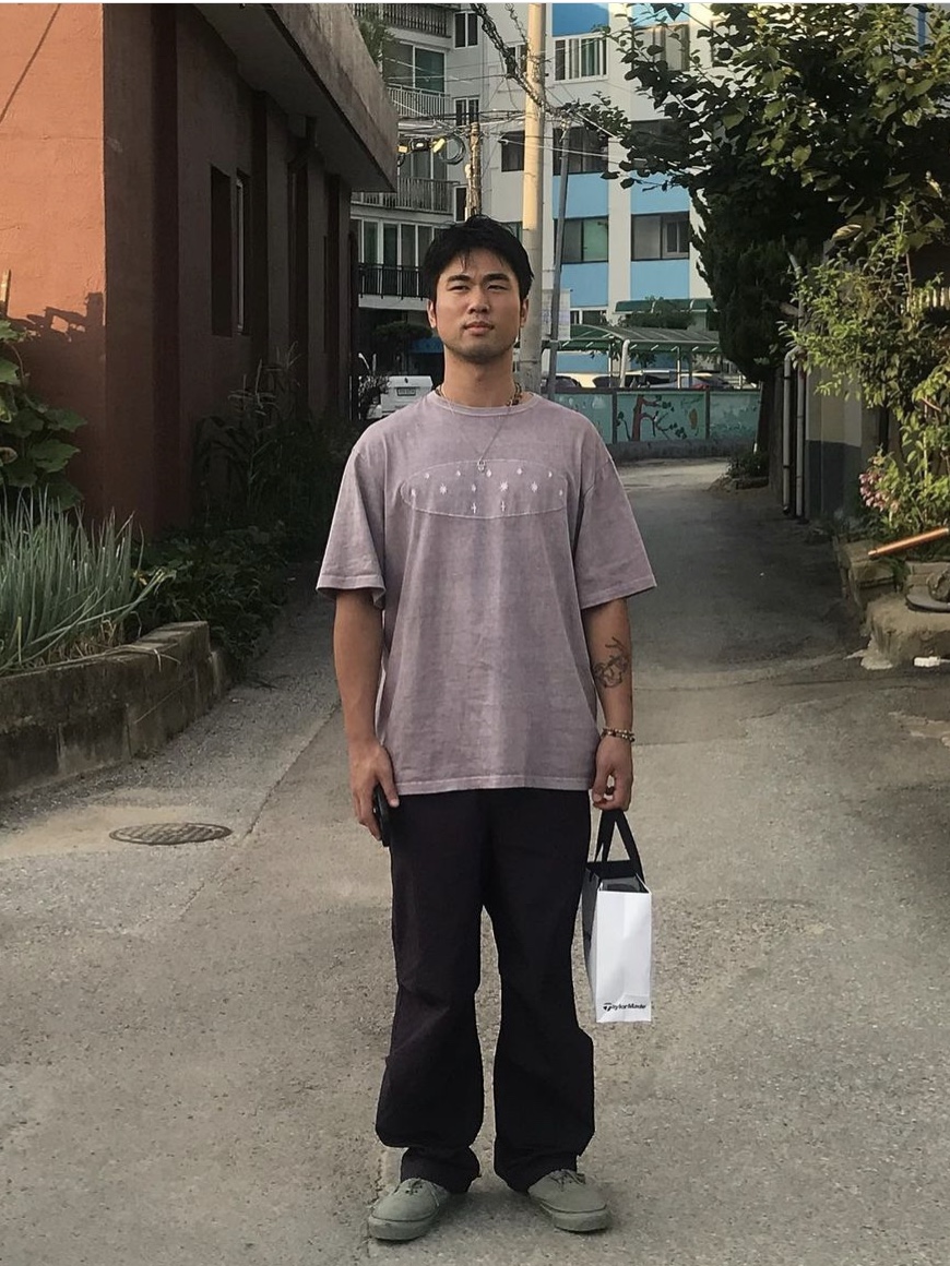 Karactor Starry Pigment Half T-Shirt Ash Purple, Vans x Neighborhood Era 95 DX Green 착용 스타일