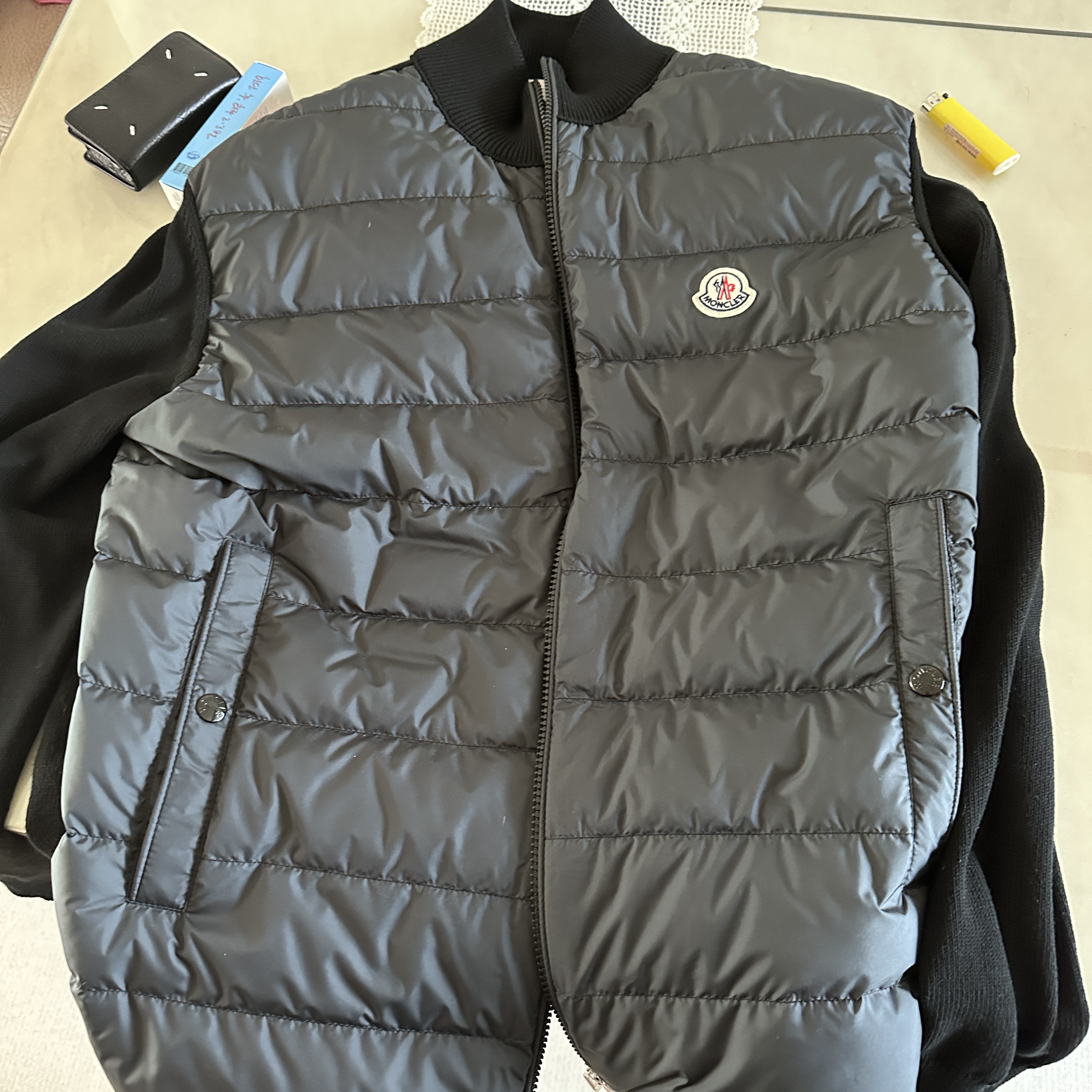 Moncler Padded Cotton Zip-Up Cardigan Black - 24SS 착용 스타일