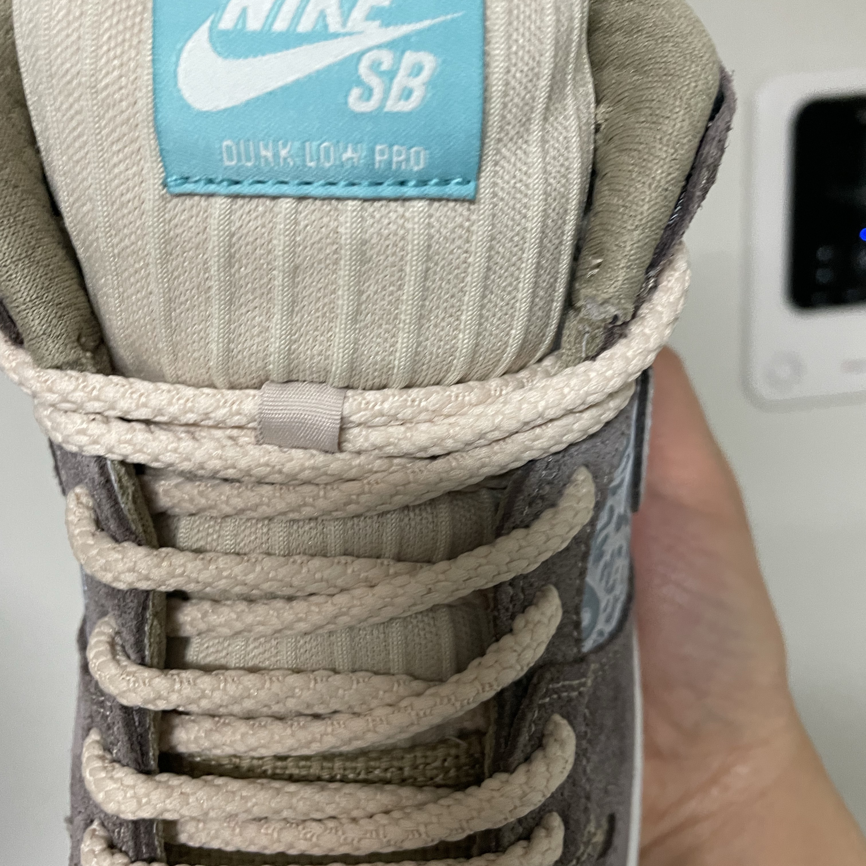 Nike SB Dunk Low Pro Big Money Saving 착용 스타일 - 6