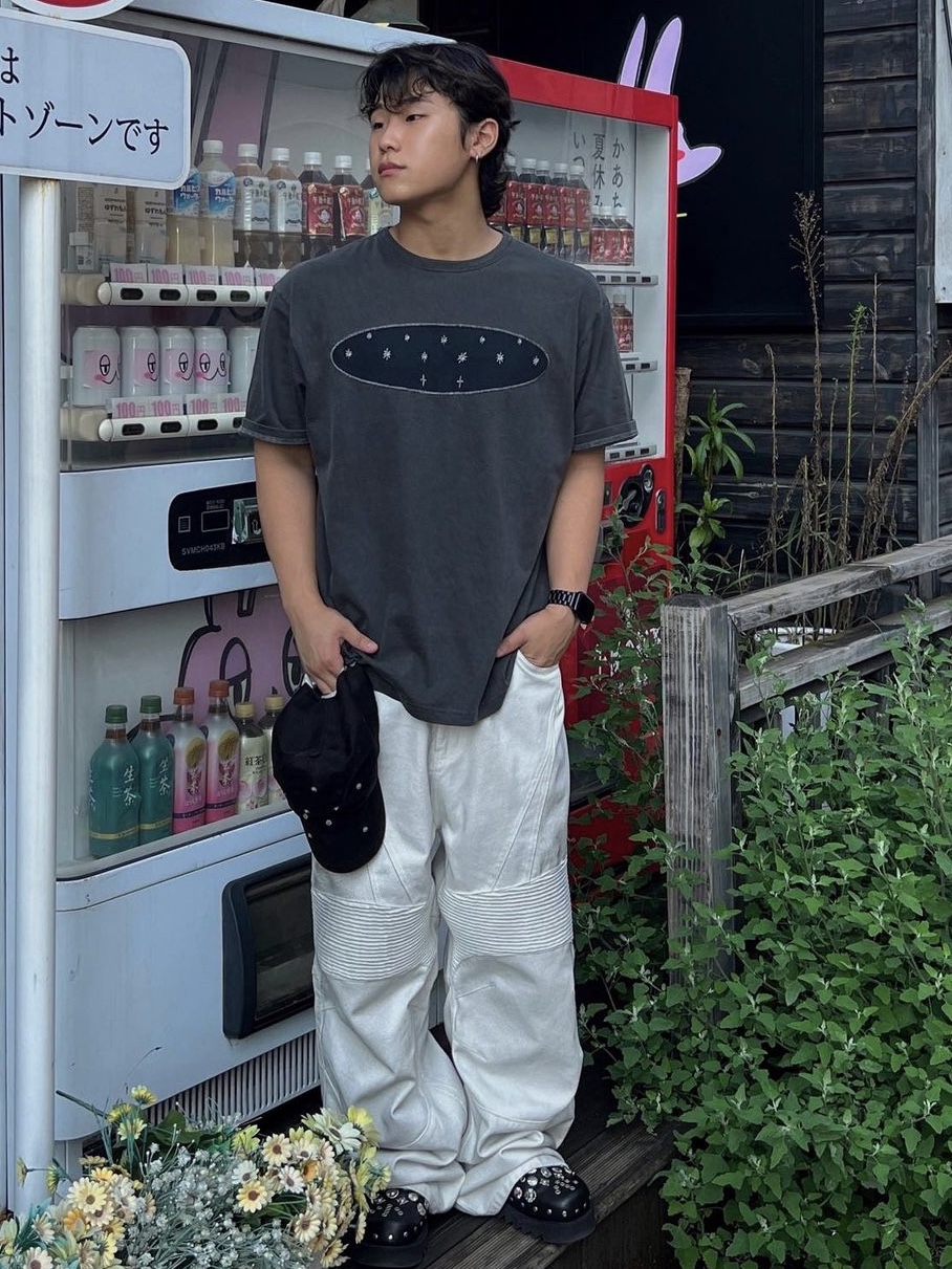 Karactor Starry Pigment Half T-Shirt Black Charcoal, Karactor Starry Pigment Half T-Shirt Ash Purple 착용 스타일