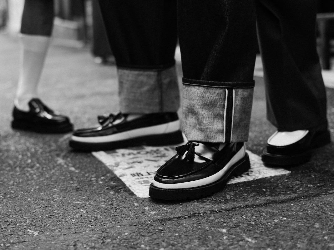 Cole Haan x Fragment American Classics Tassel Loafer Black White 착용 스타일