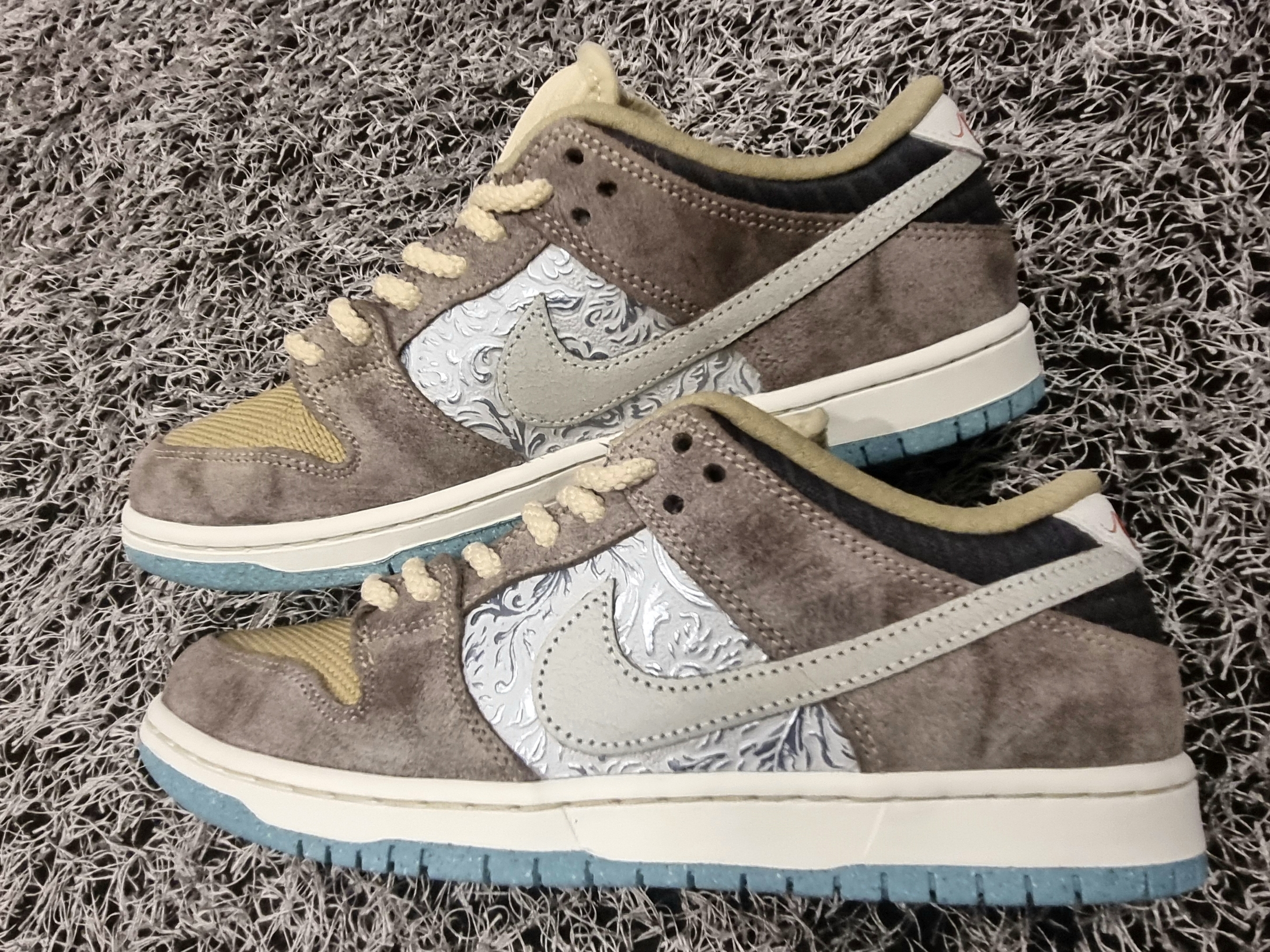 Nike SB Dunk Low Pro Big Money Saving 착용 스타일 - 3