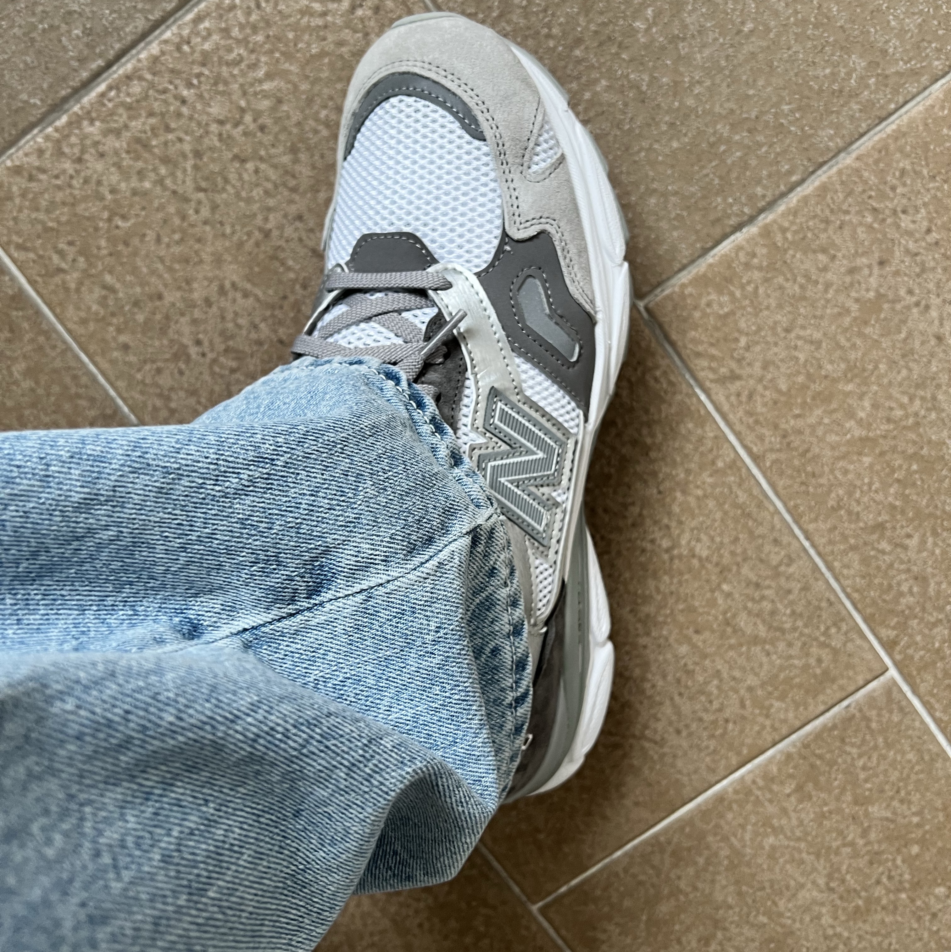 New Balance x Paperboy Paris x Beams 920 Made in UK Ice Boy 착용 스타일 - 3