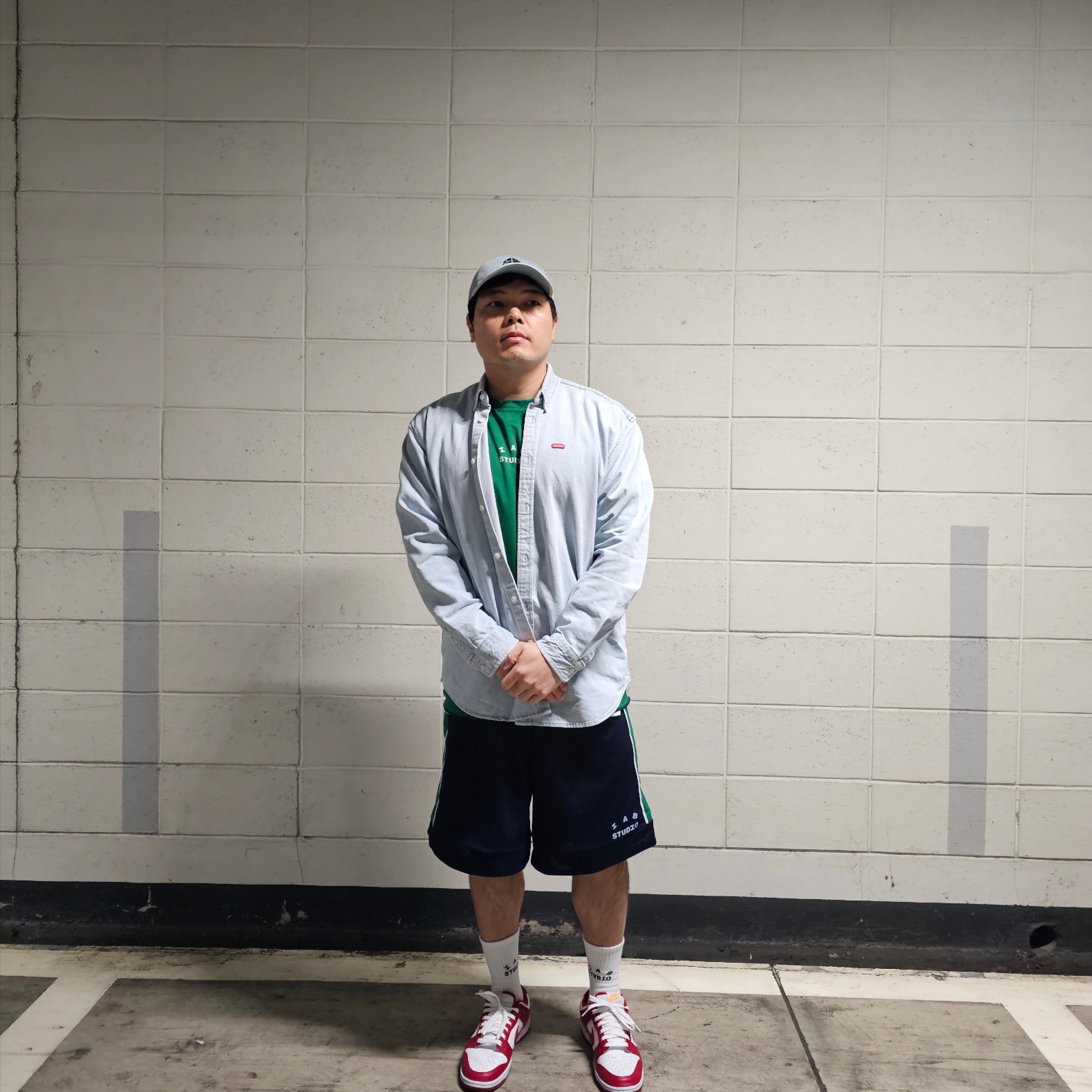 Stussy SS Link Zip Work Jacket Stone Wash, IAB Studio Reversible Jersey & Shorts Set Navy Green - 22FW 착용 스타일 - 2