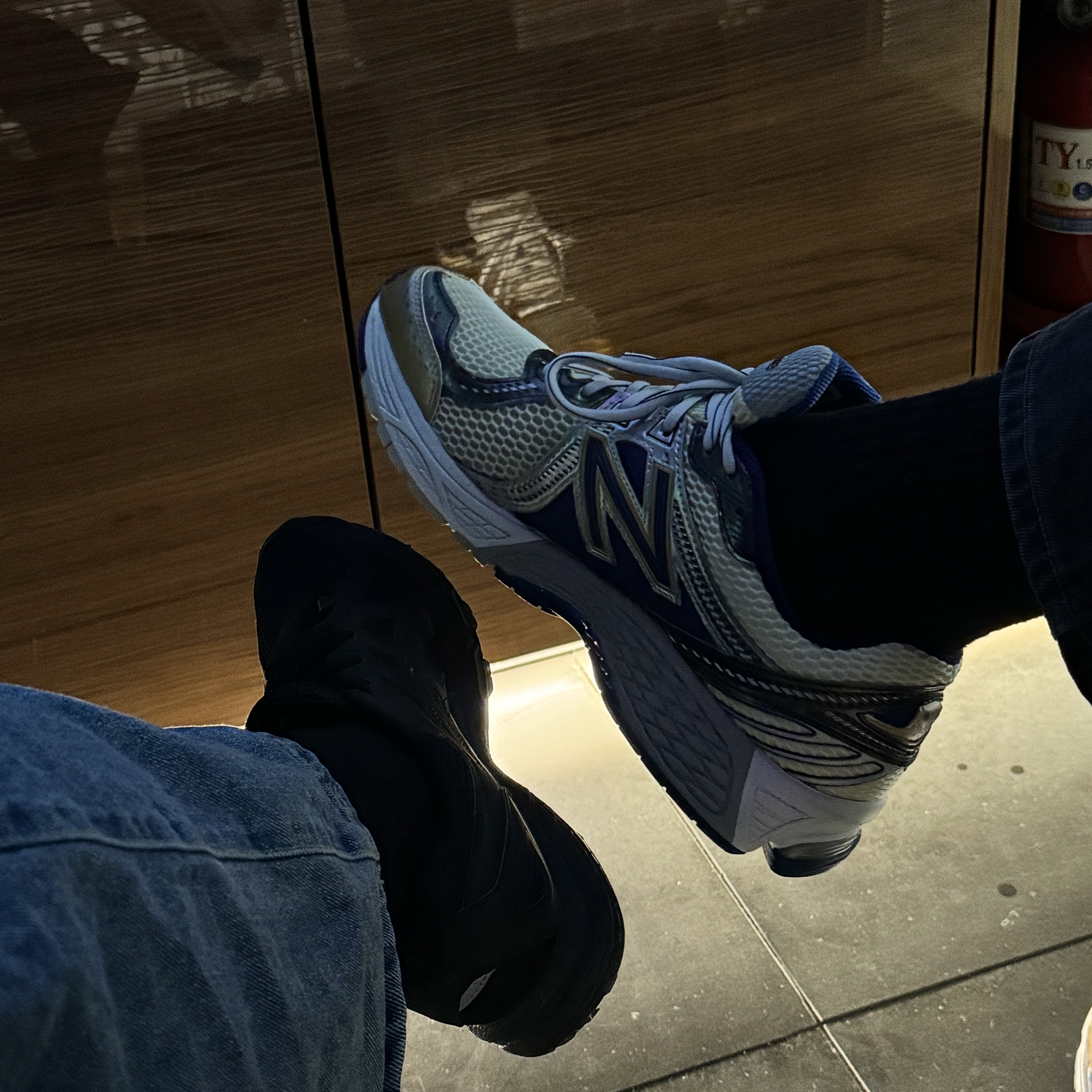 New Balance x Aime Leon Dore 860v2 Blue 착용 스타일