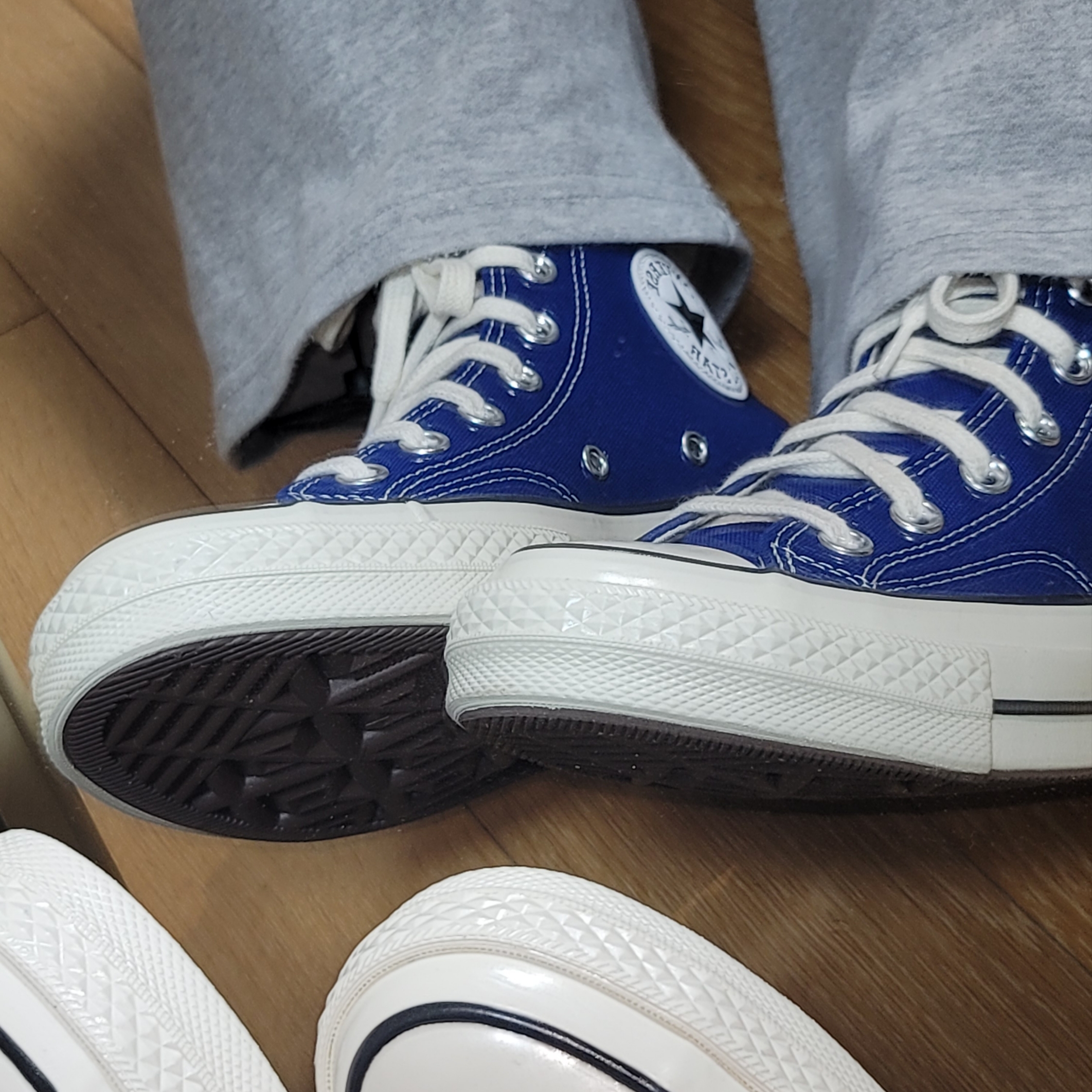 Converse Chuck 70 High Rush Blue 착용 스타일