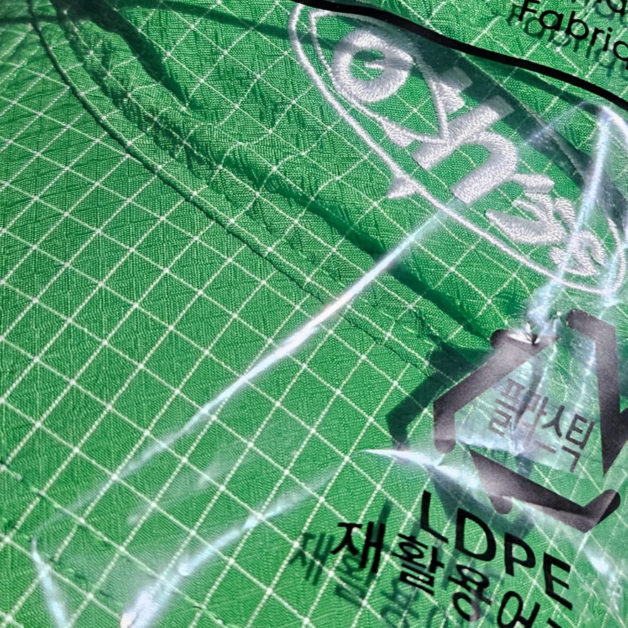 Nike x Off-White Fly Cap Kelly Green 착용 스타일